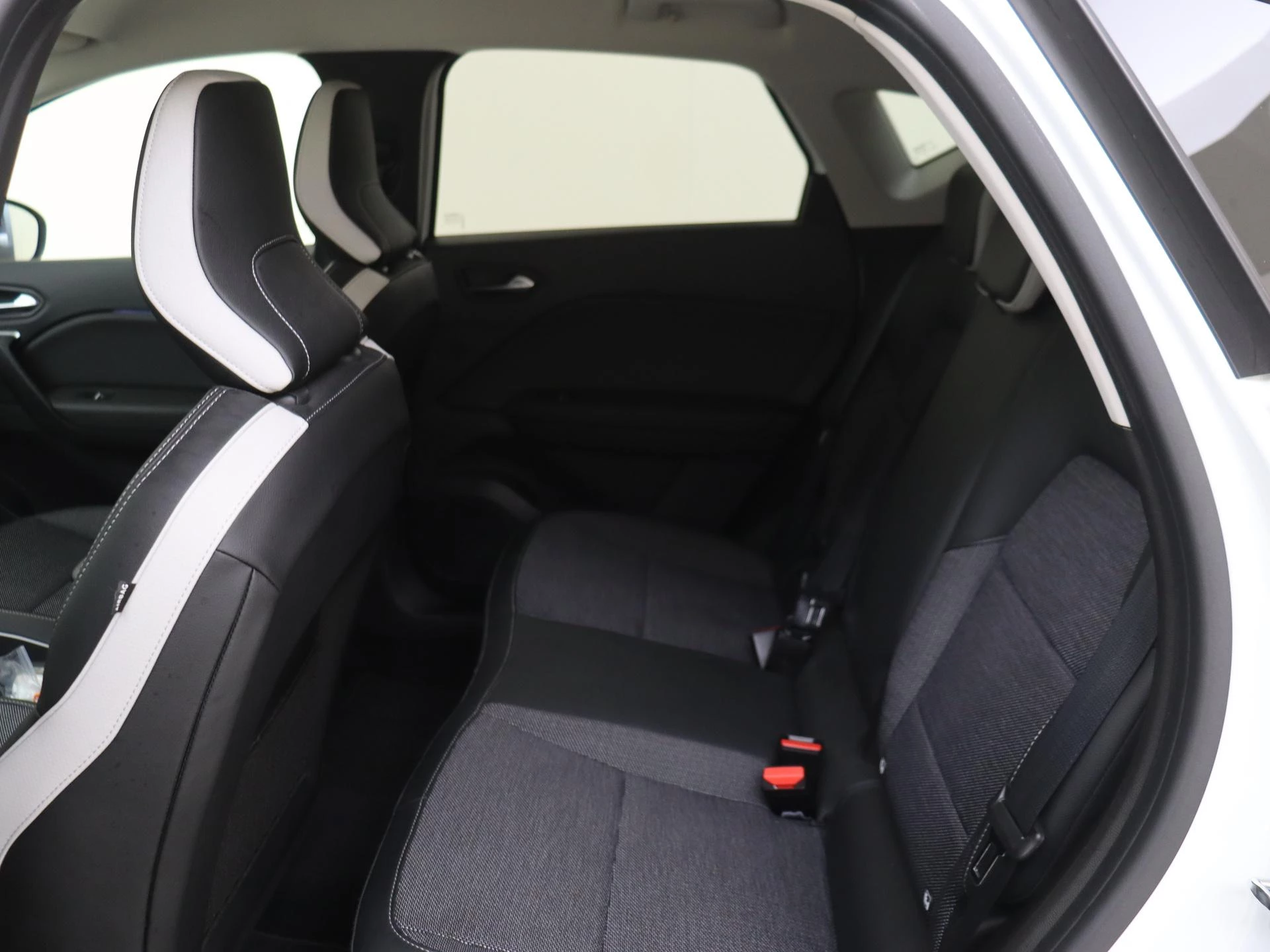 Renault-Captur-image-12