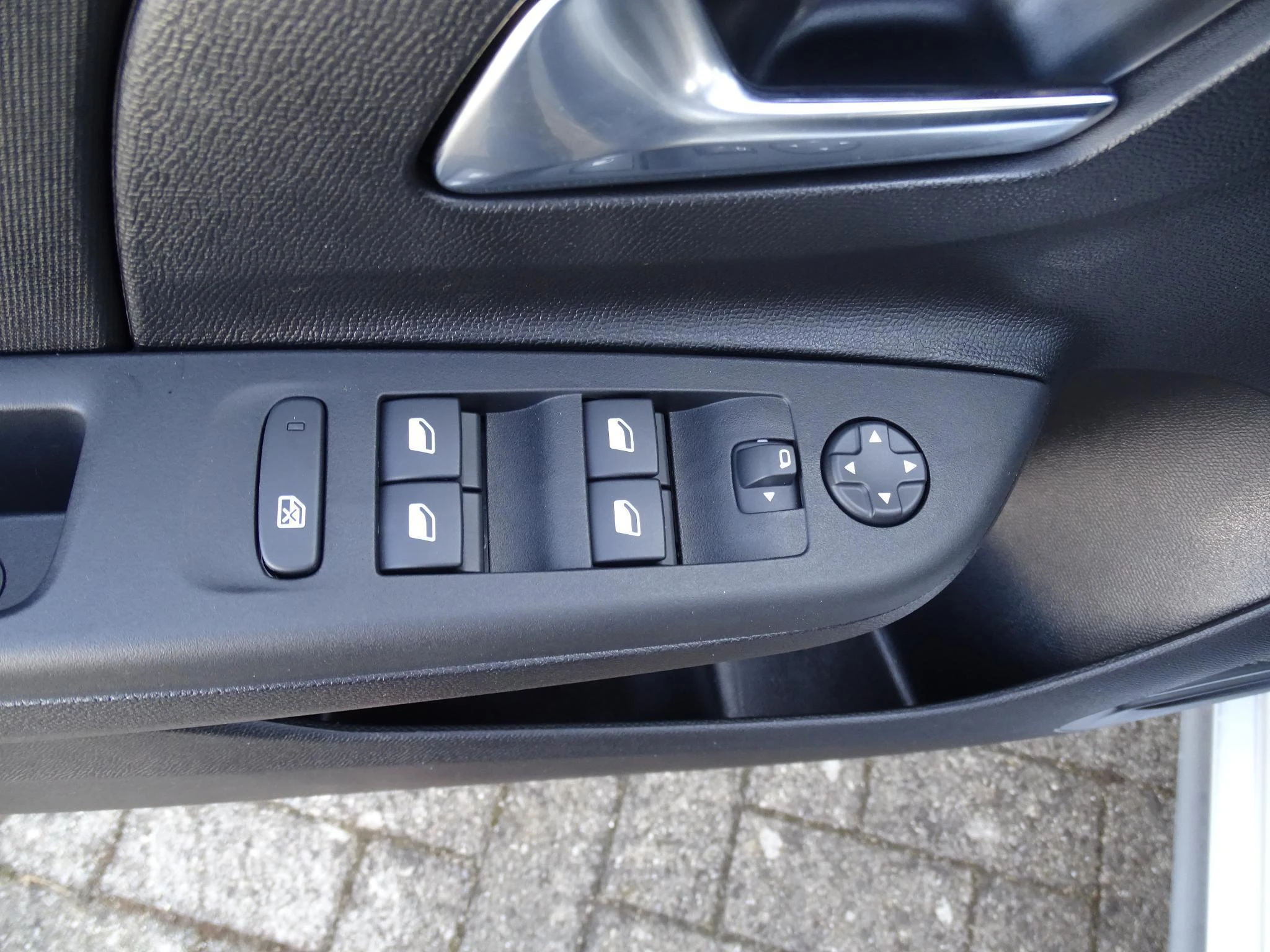 Opel-Corsa-image-17