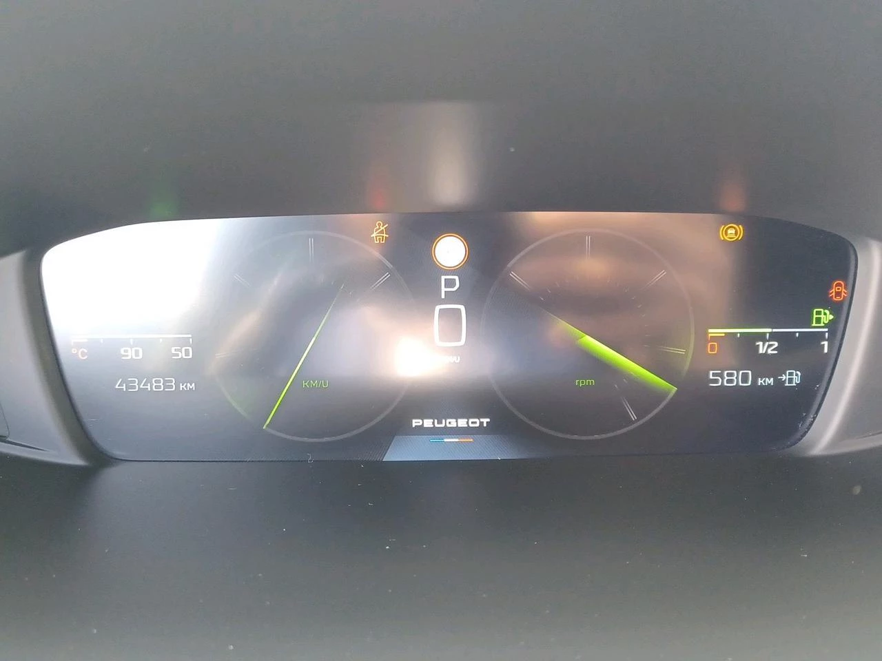 Peugeot-308-image-19