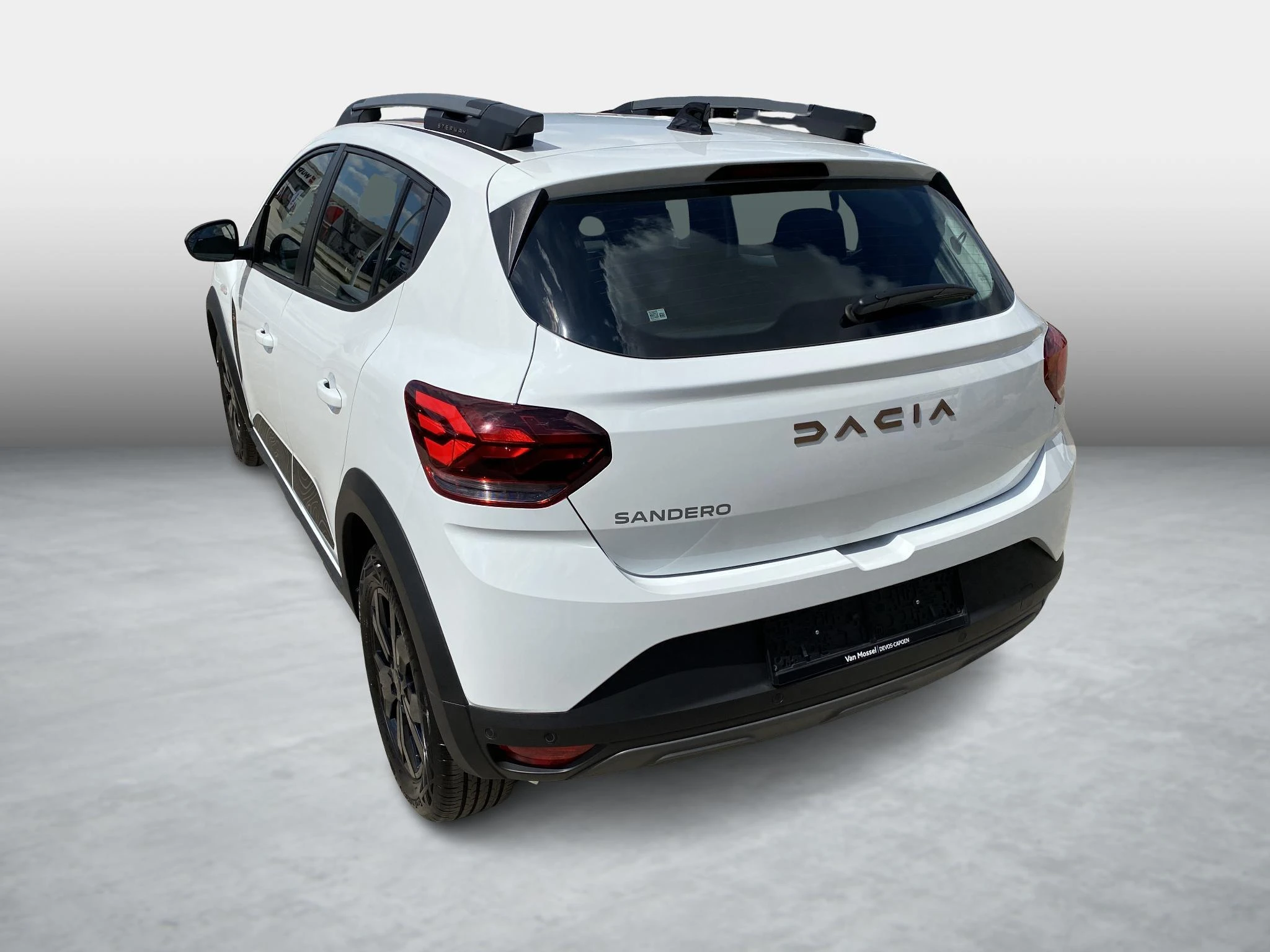 Dacia-Sandero Stepway-image-4