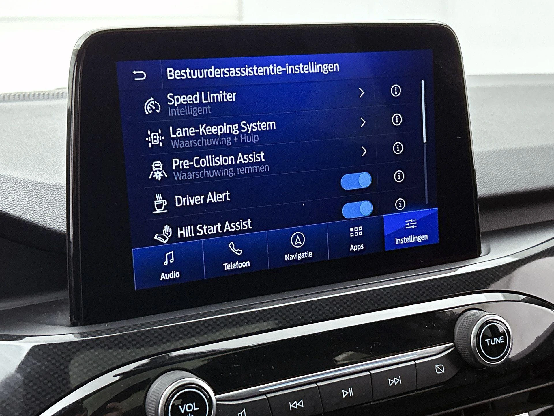 Ford-Kuga-image-12