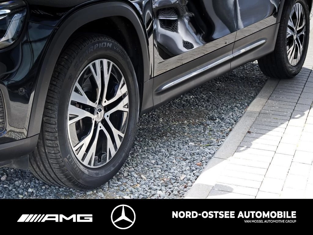 Mercedes-Benz-GLB-image-4
