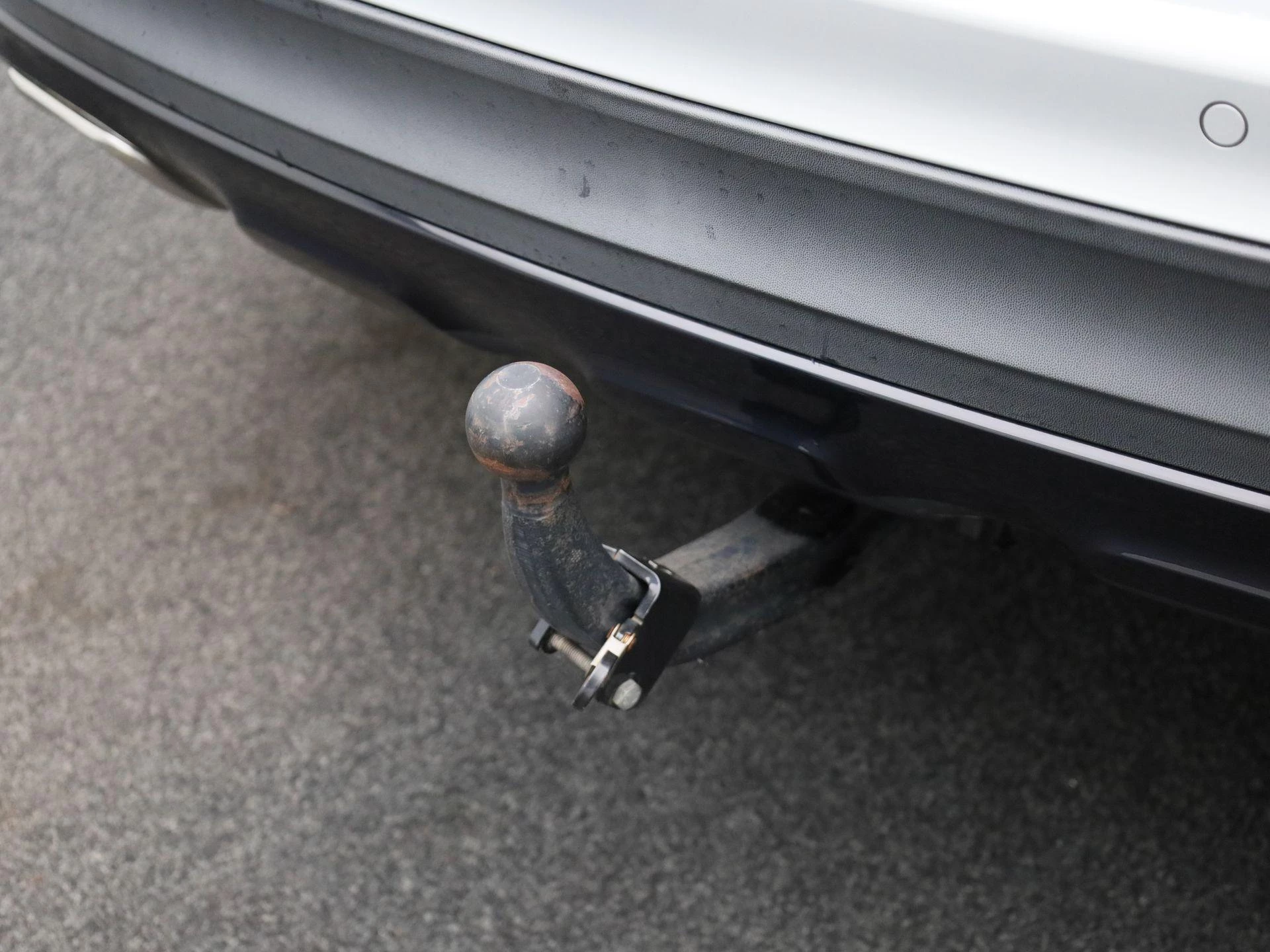 Mercedes-Benz-GLA-image-45