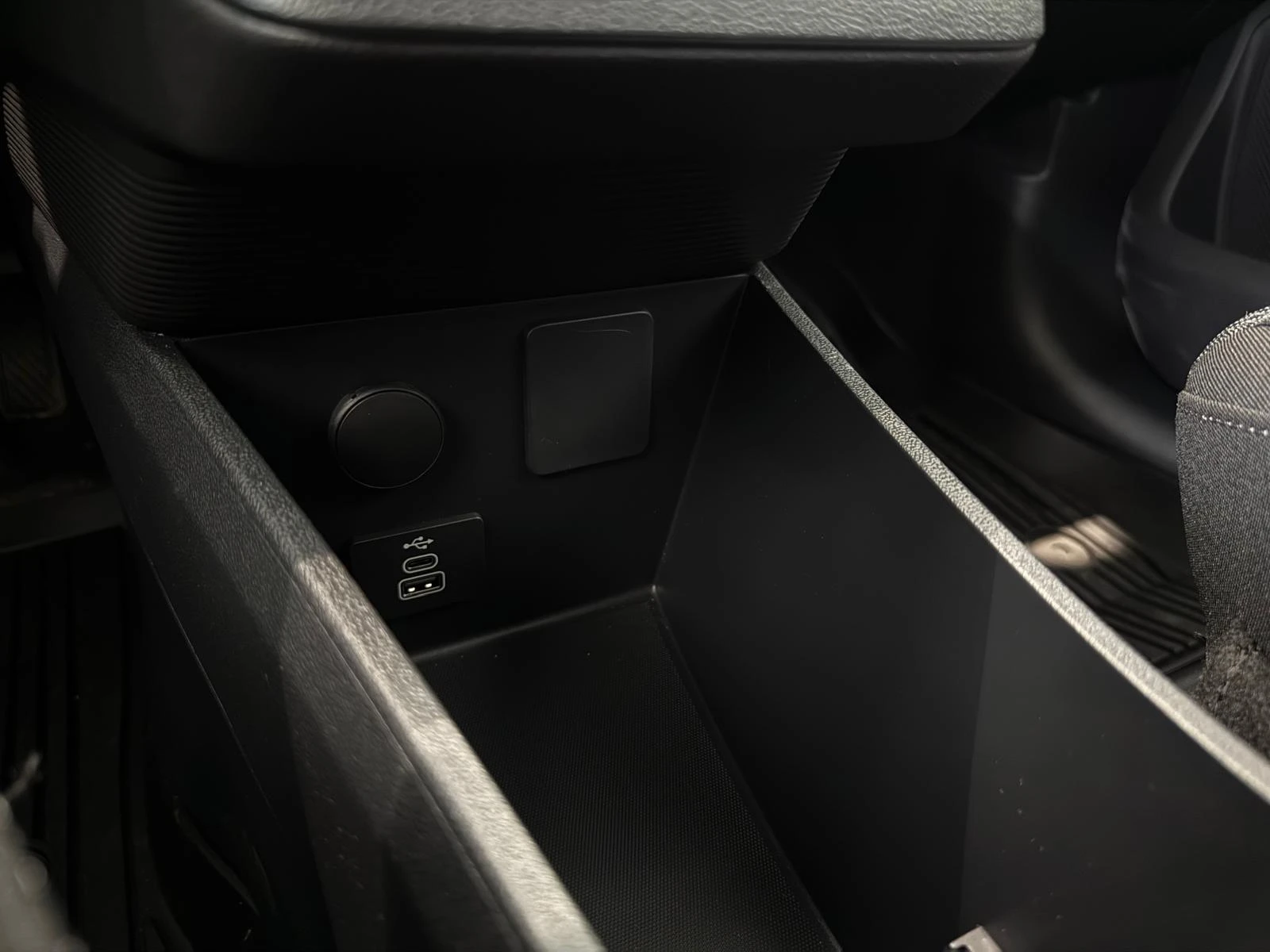 Ford-E-Transit Courier-image-20