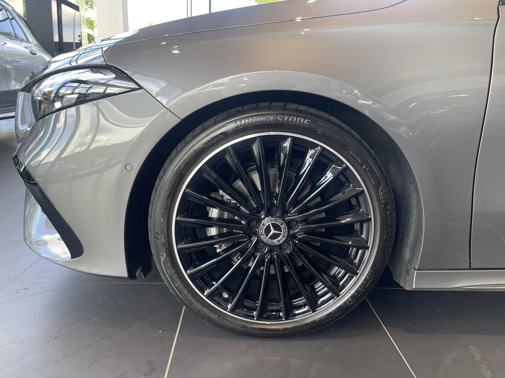 Mercedes-Benz A-Klasse 200 d AMG Line Limousine + PANO DAK + MULTIBEAM + BURMESTER +