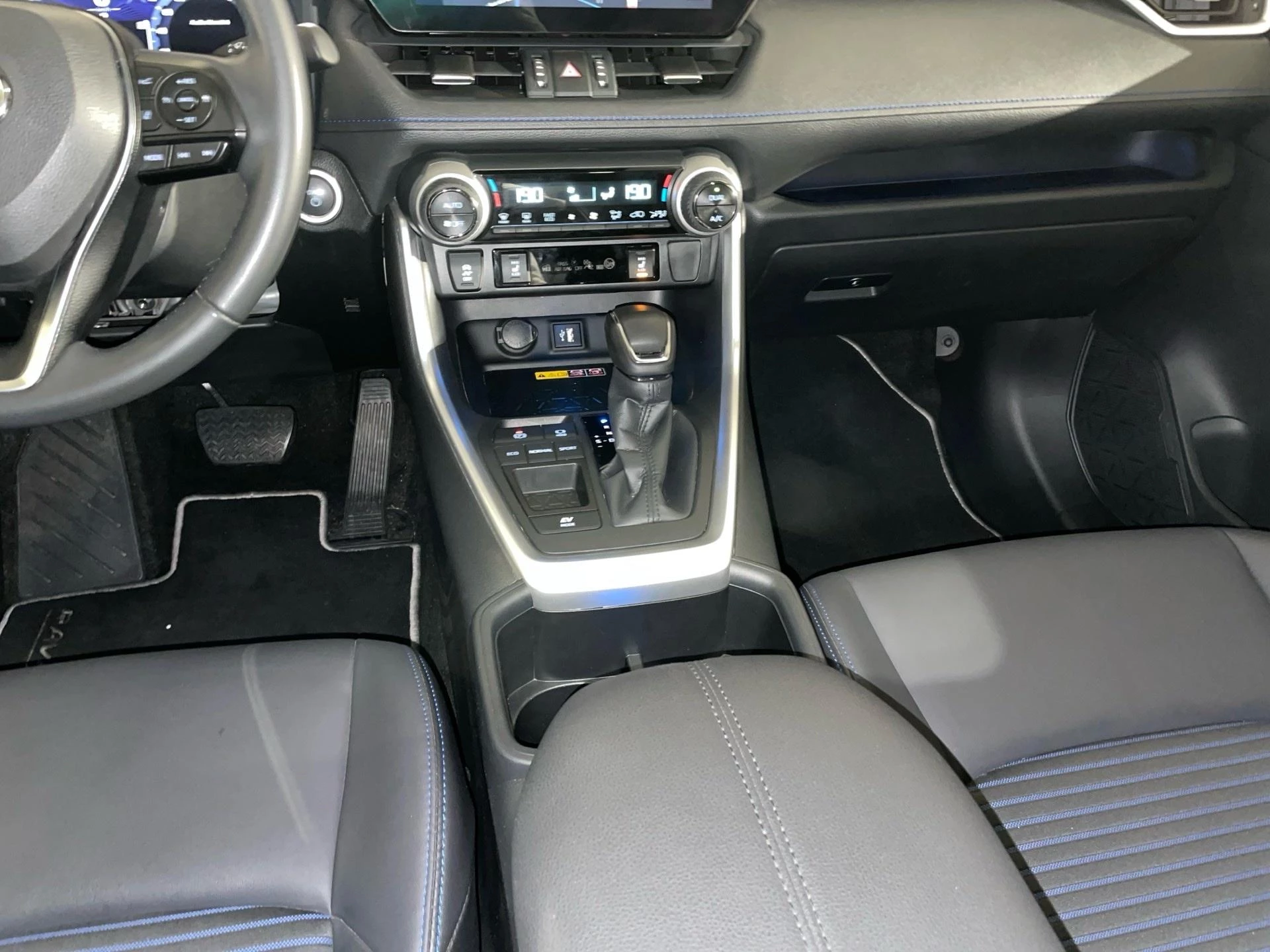 Toyota RAV4 2.5 Hybrid Lithium Style Plus CVT