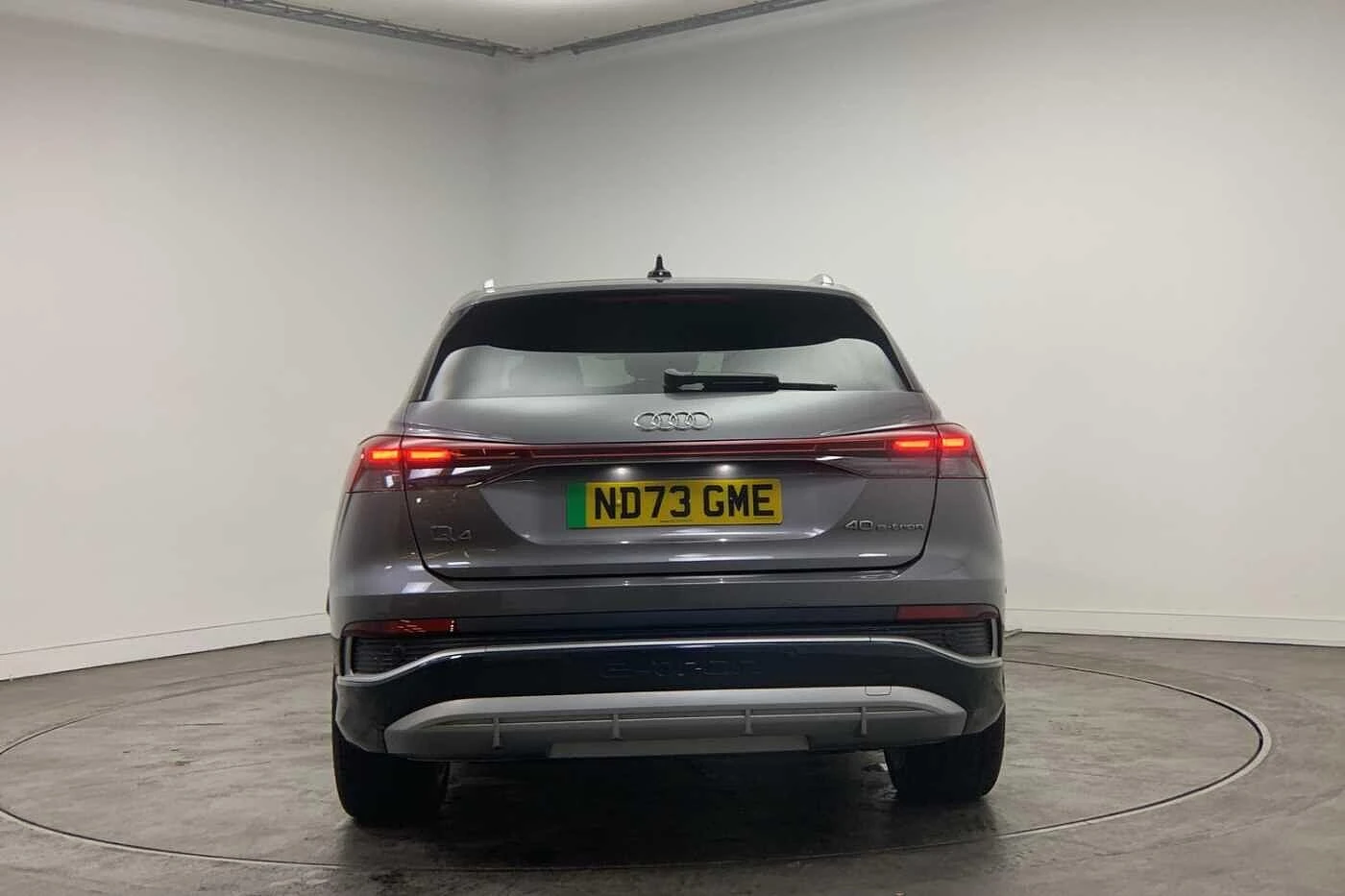 Audi-Q4 e-tron-image-10