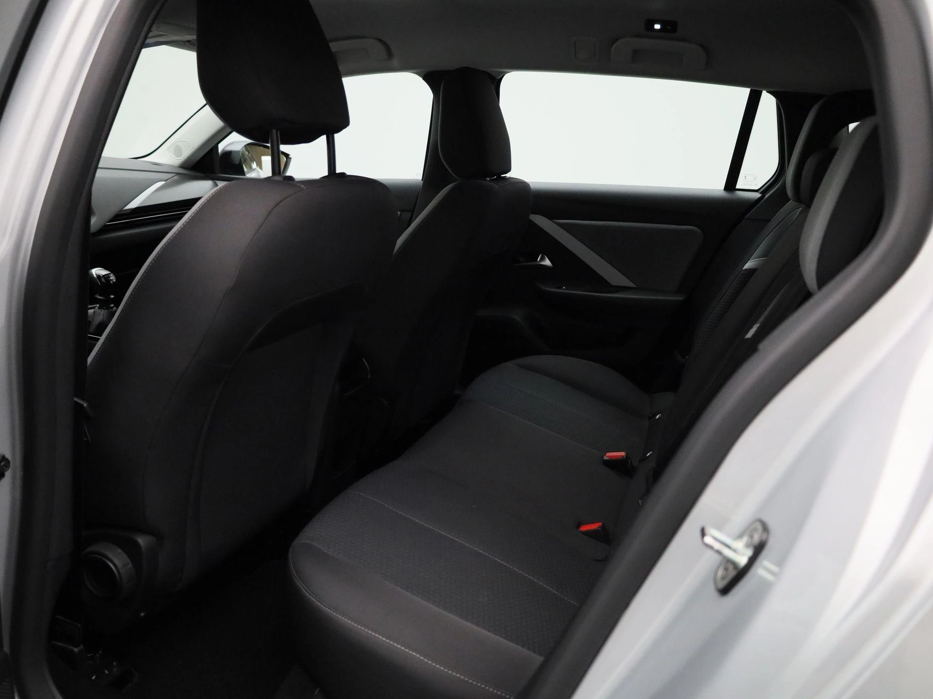 Opel-Astra-image-9