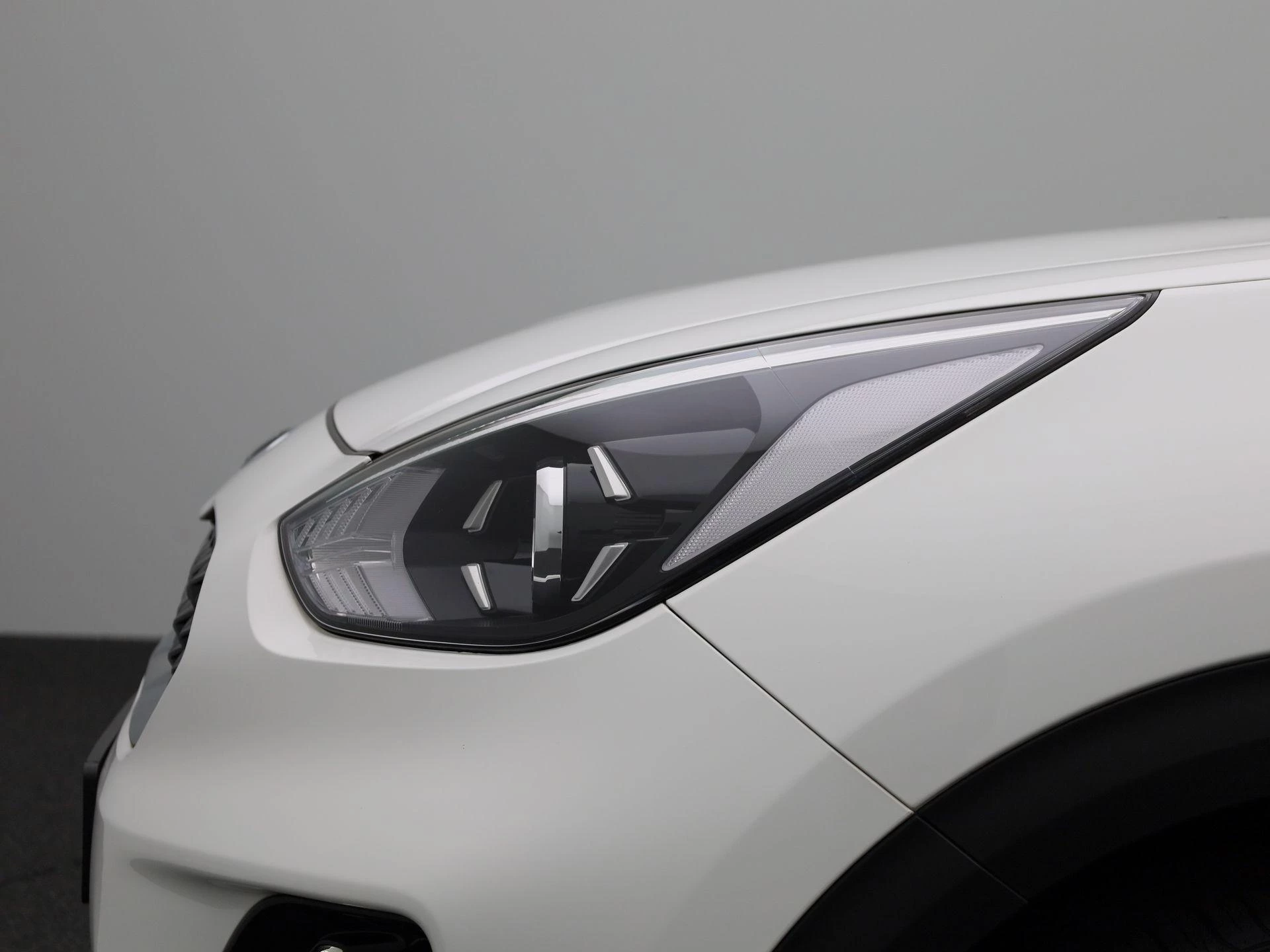 Kia-Niro-image-14