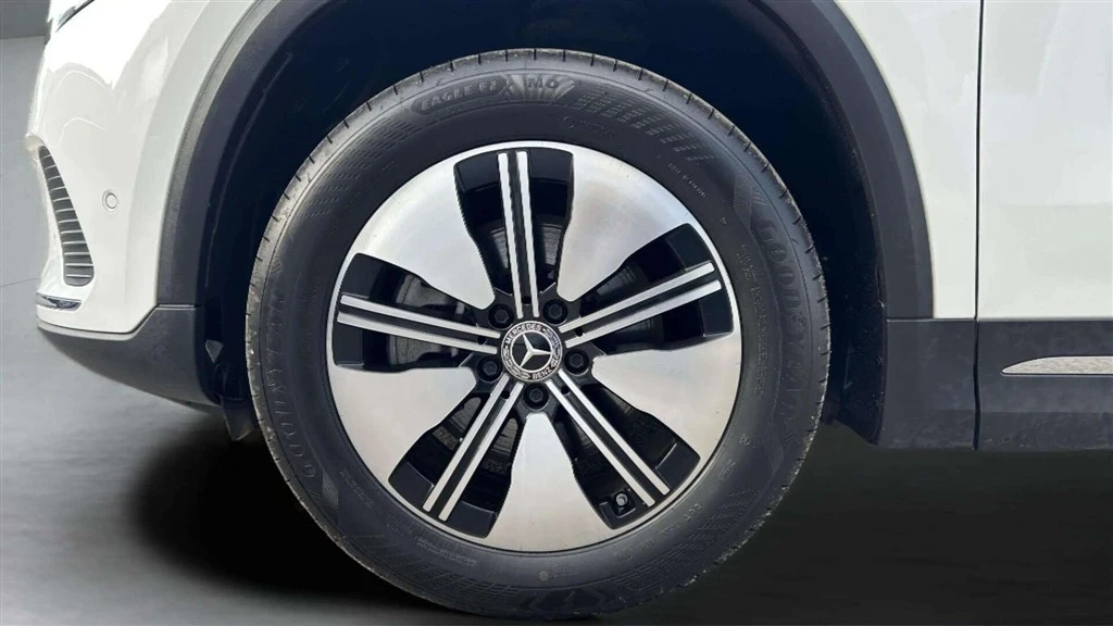 Mercedes-Benz-EQA-image-8