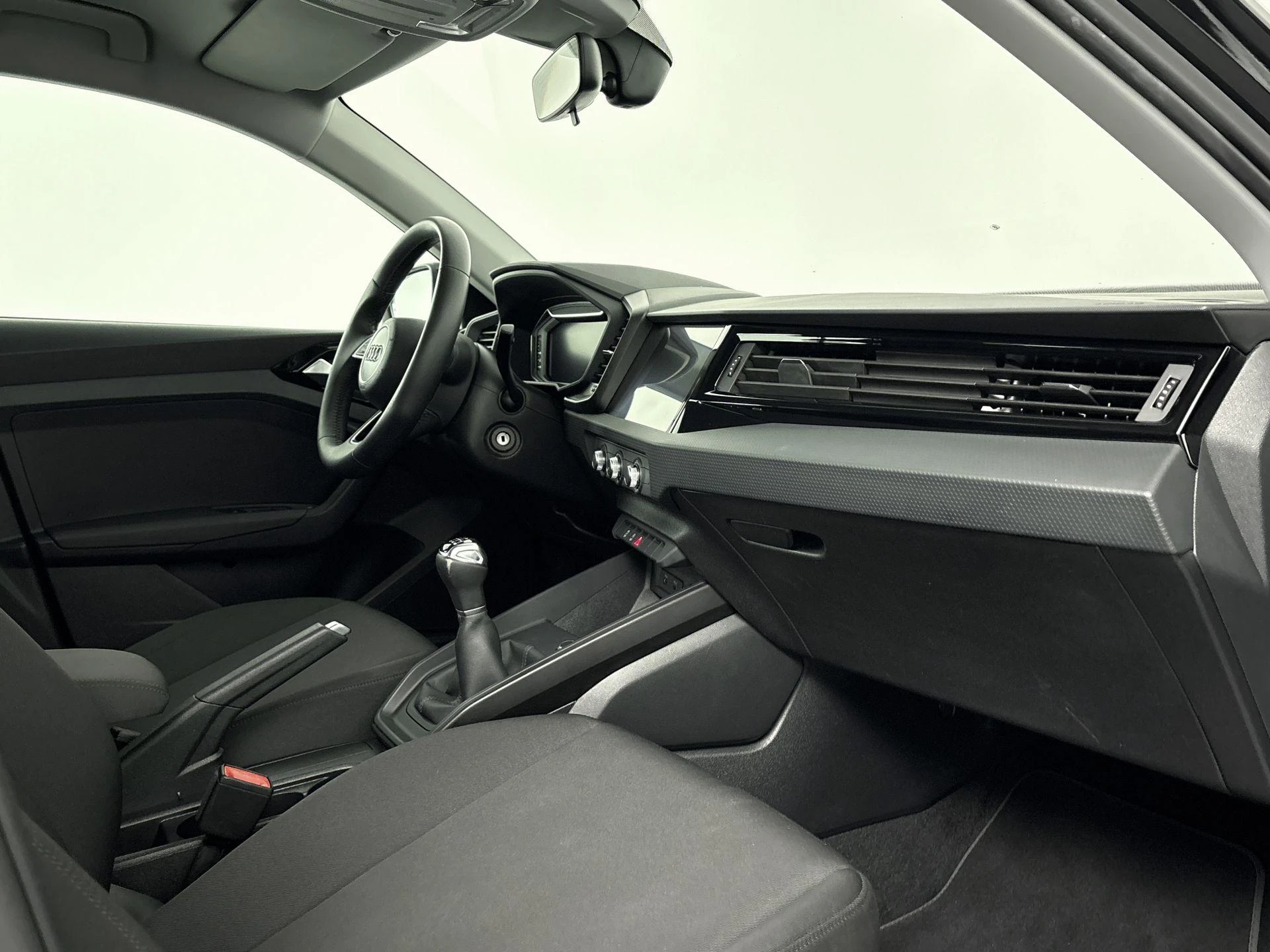 Audi-A1 Sportback-image-12