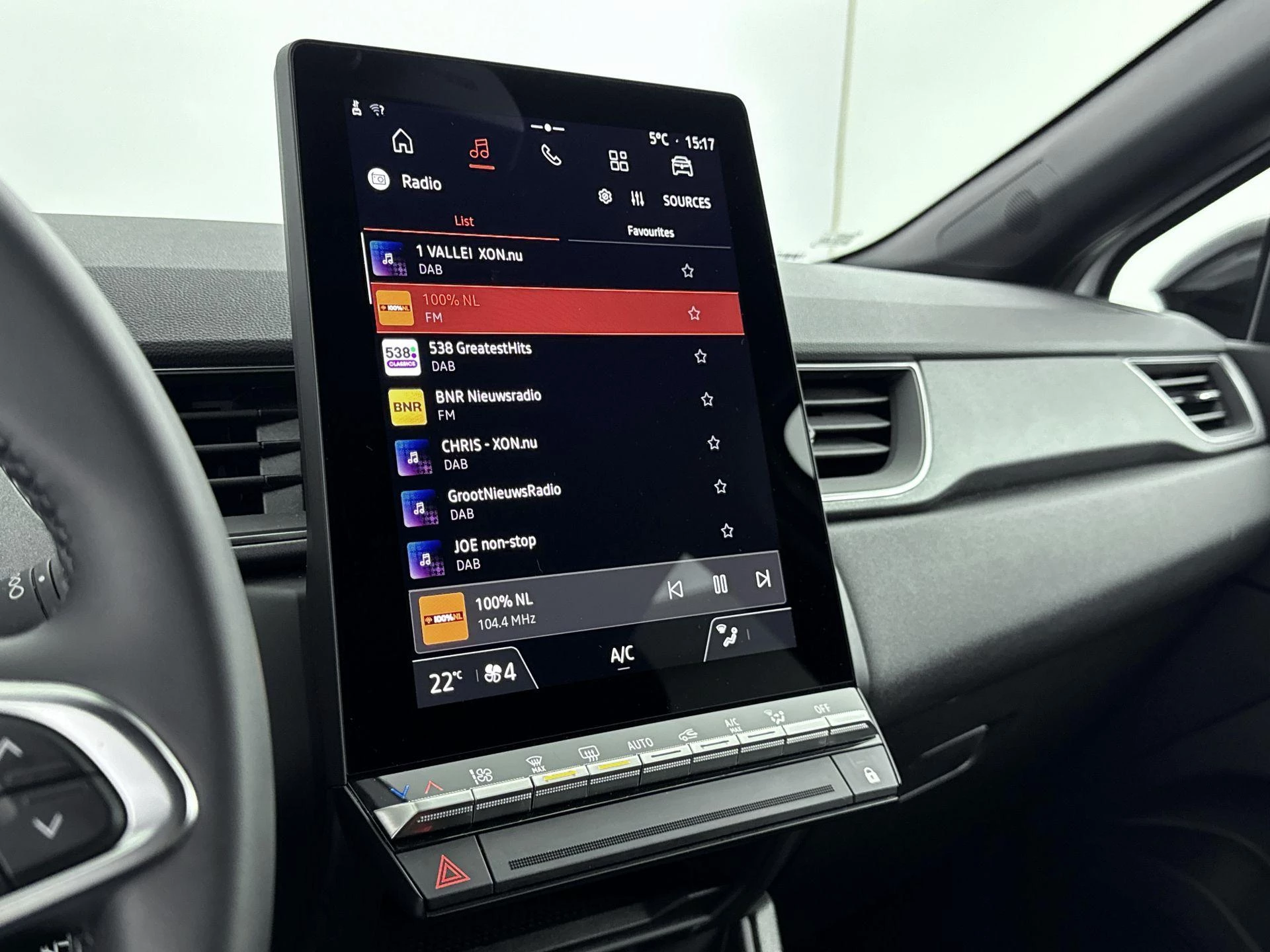 Renault-Captur-image-5
