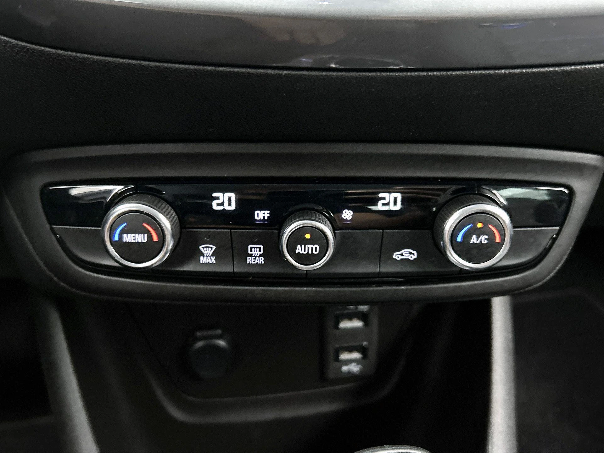 Opel-Crossland-image-22