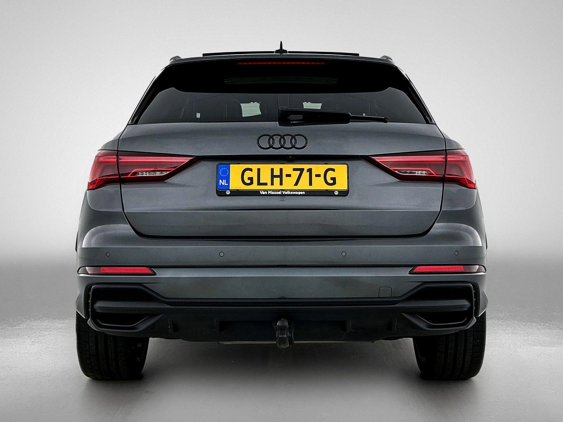 Audi-Q3-image-2