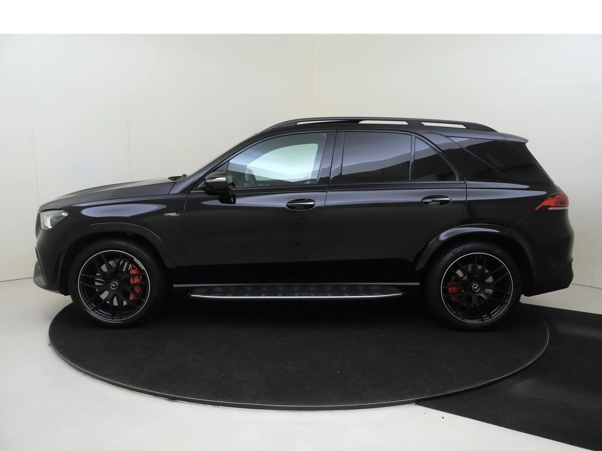 Mercedes-Benz-GLE-image-7
