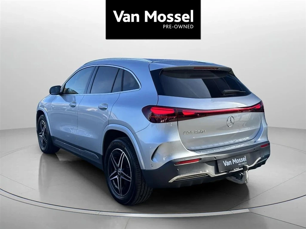 Mercedes-Benz-EQA-image-6