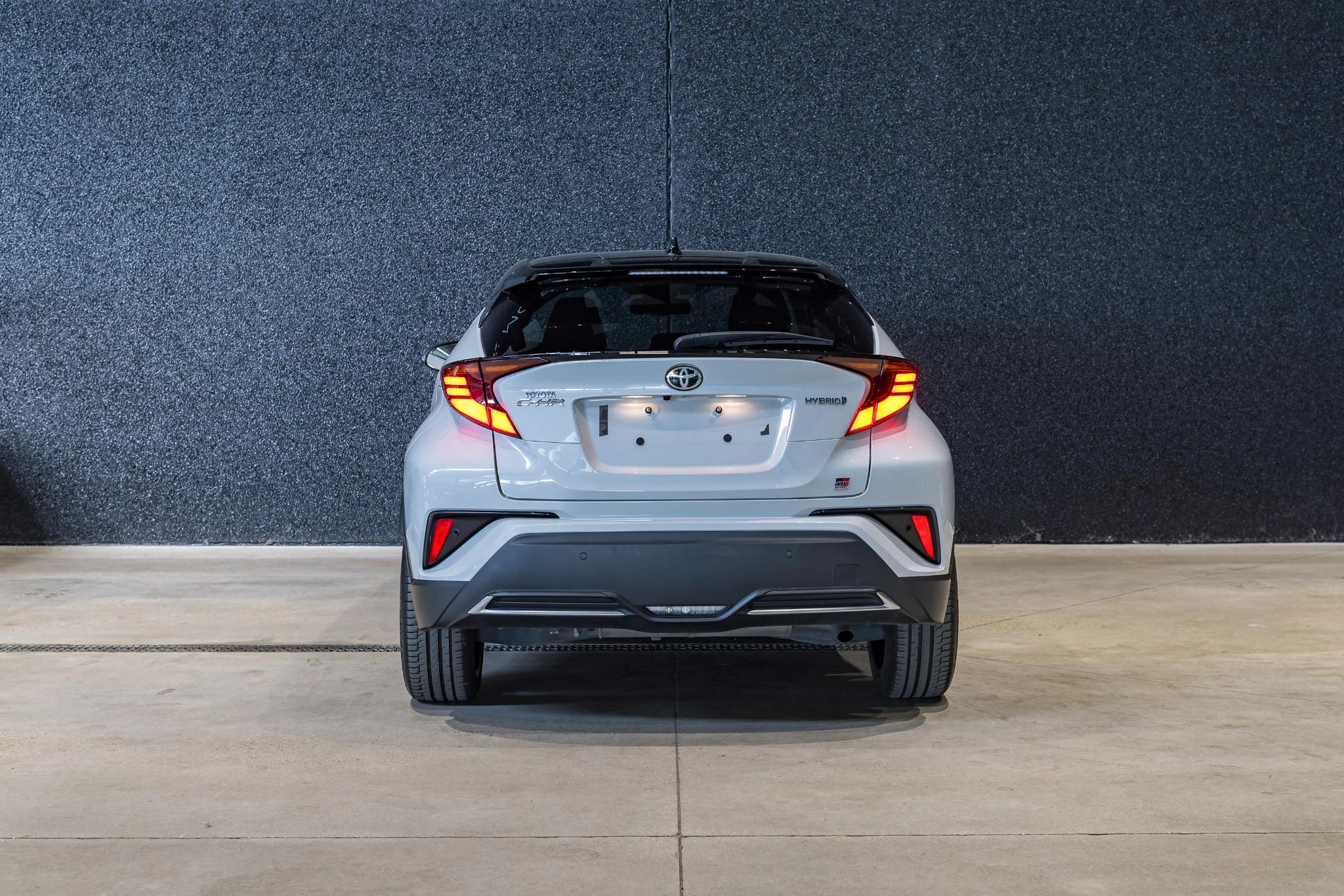 Toyota-C-HR-image-4