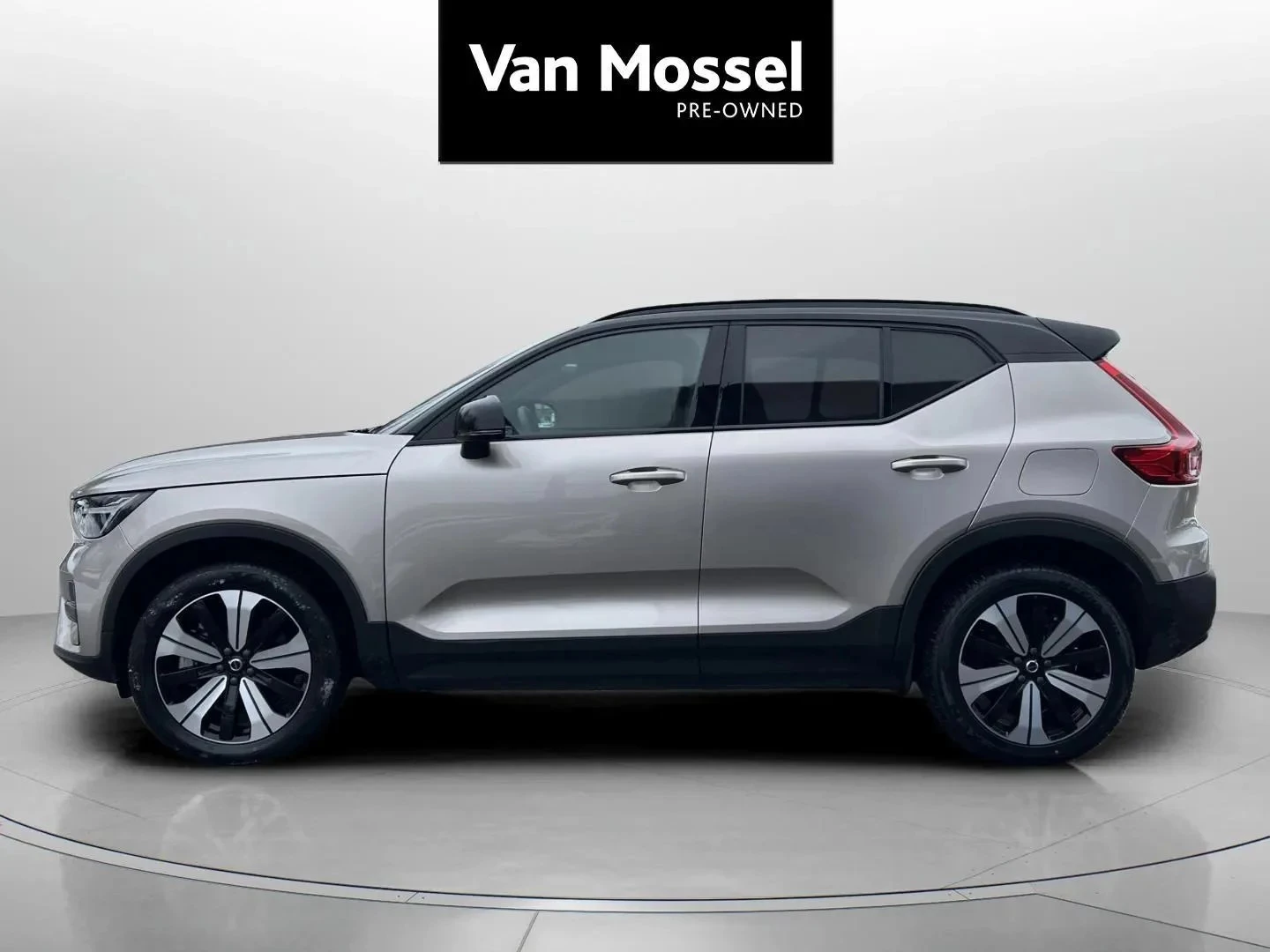 Volvo-XC40-image-7
