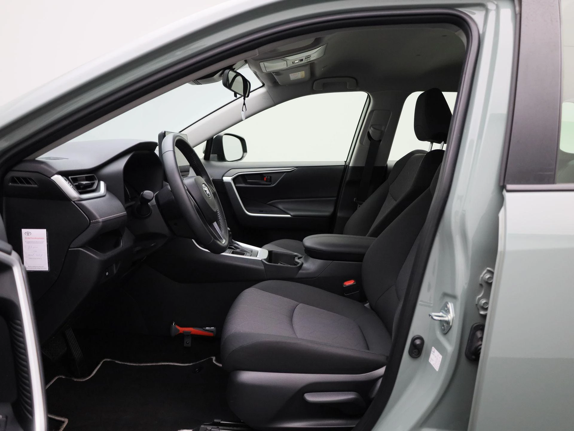 Toyota-RAV4-image-8