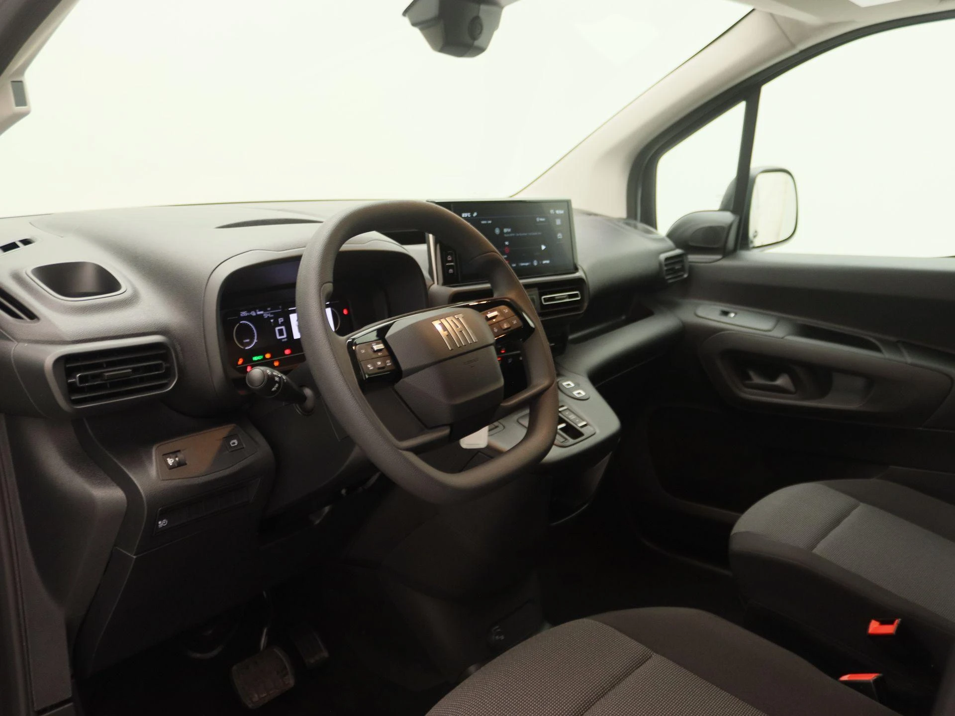 Fiat-E-Doblò-image-18