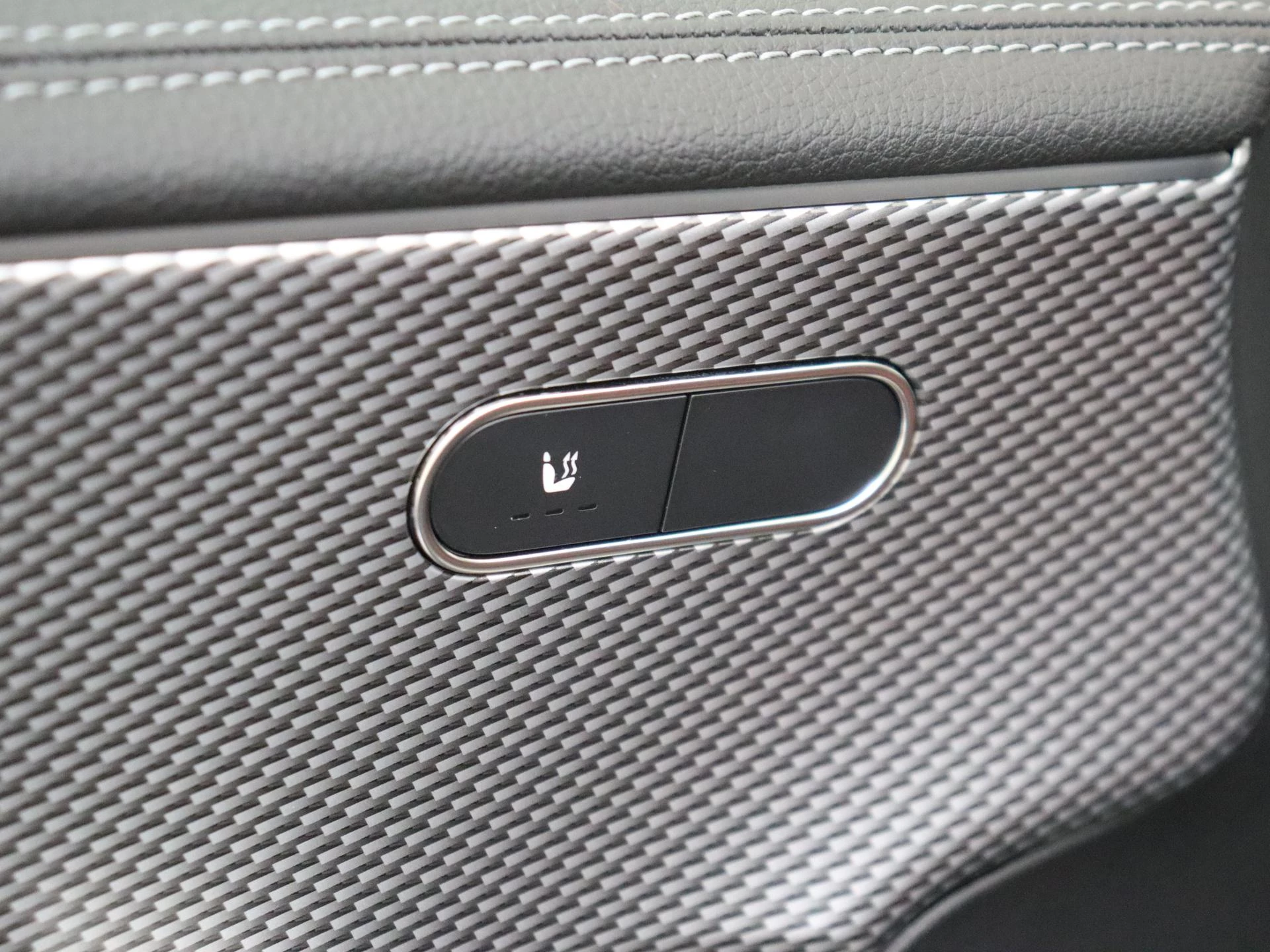 Mercedes-Benz CLA 180 Business Solution Luxury