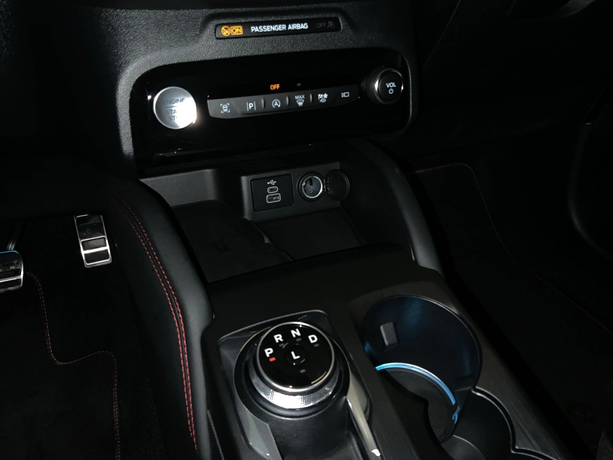 Ford Kuga ST-Line X Aut.*360GRAD*LED-MATRIX*NAVI*GRA*WINTER-PKT.