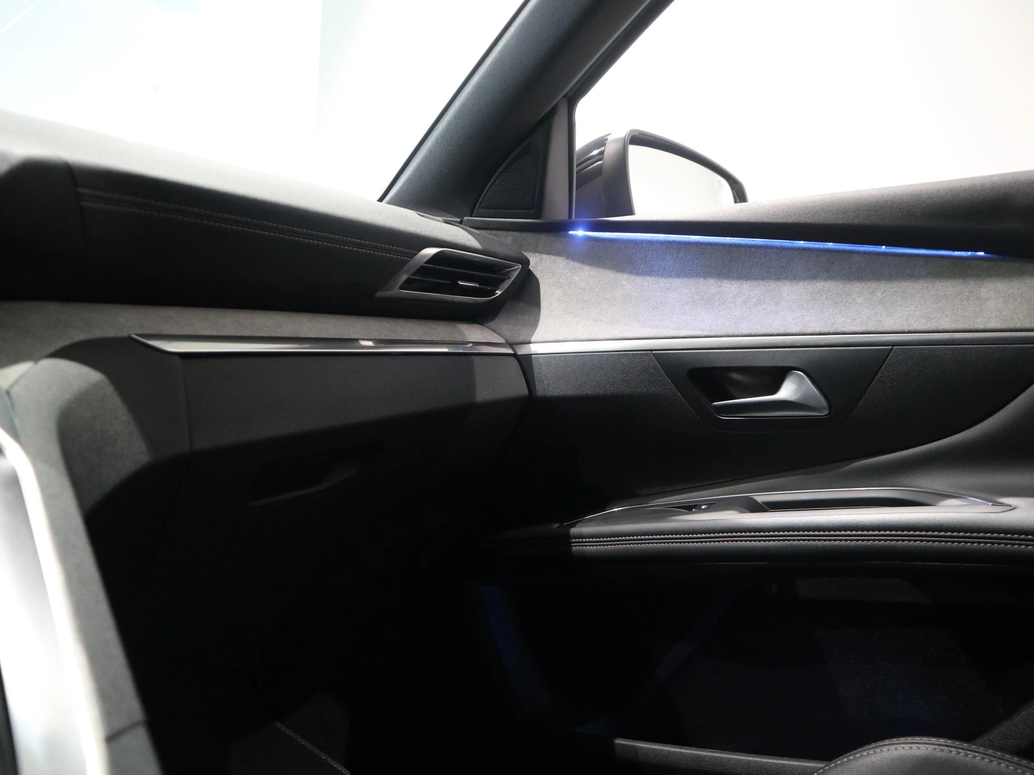 Peugeot-3008-image-25