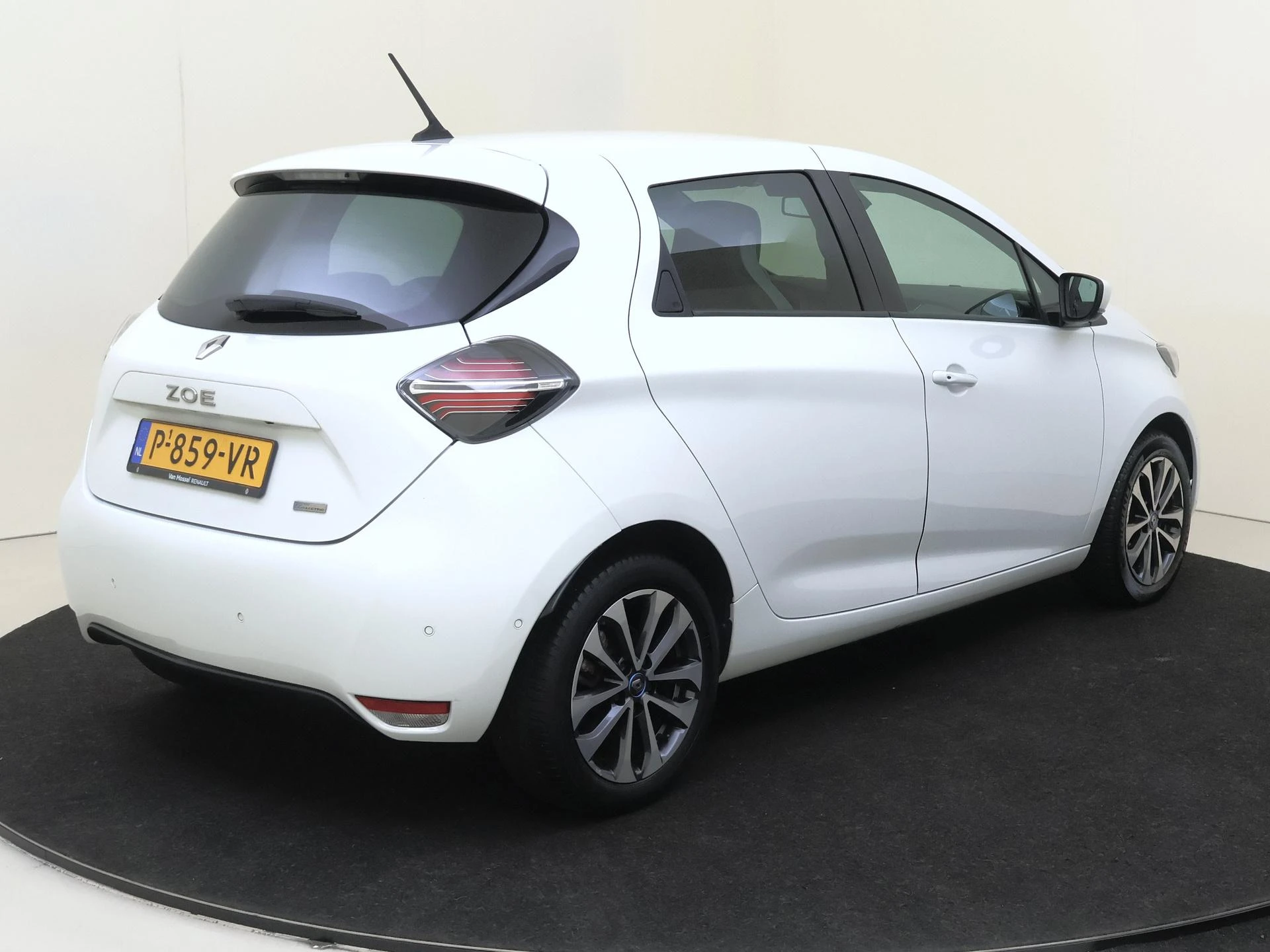 Renault-ZOE-image-6