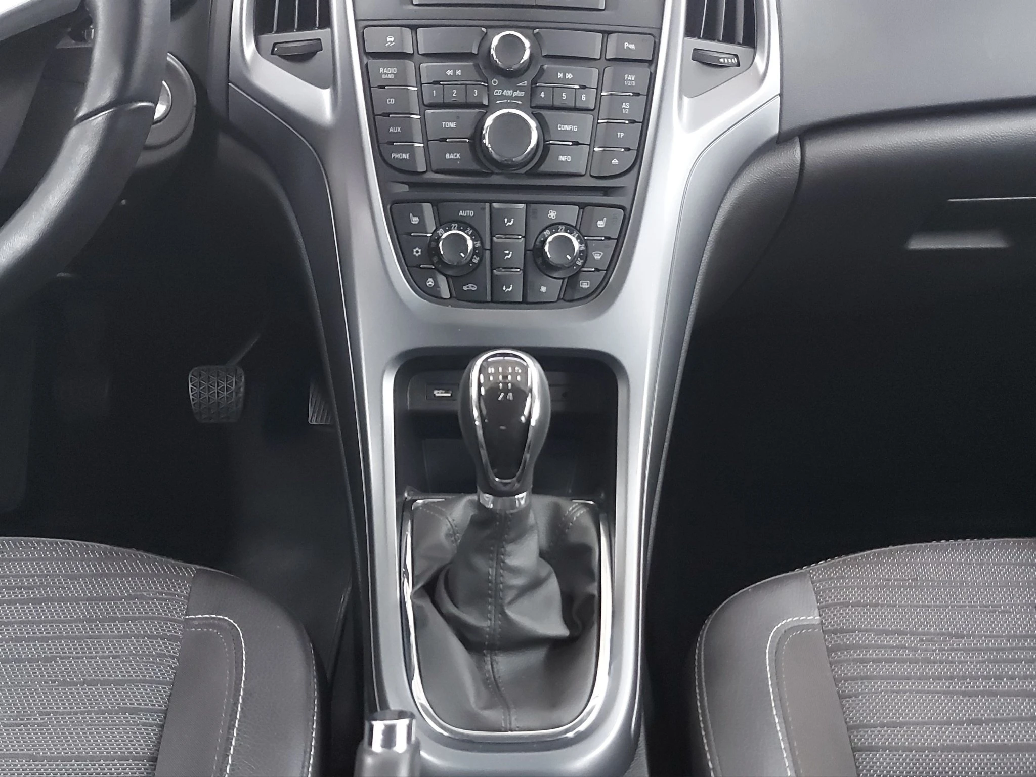 Opel-Astra-image-13
