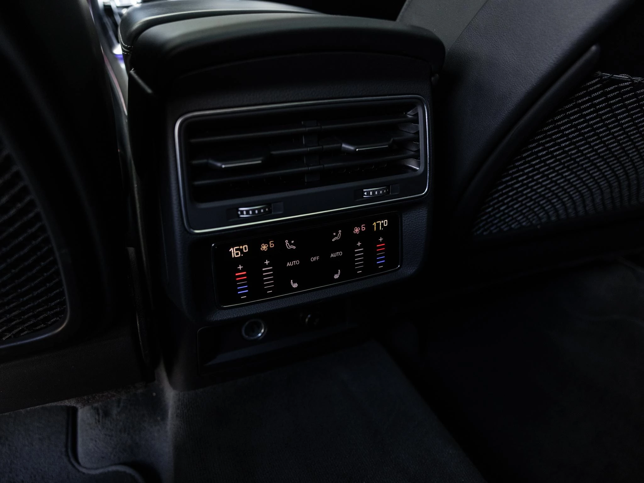 Audi RSQ8 4.0 TFSI quattro