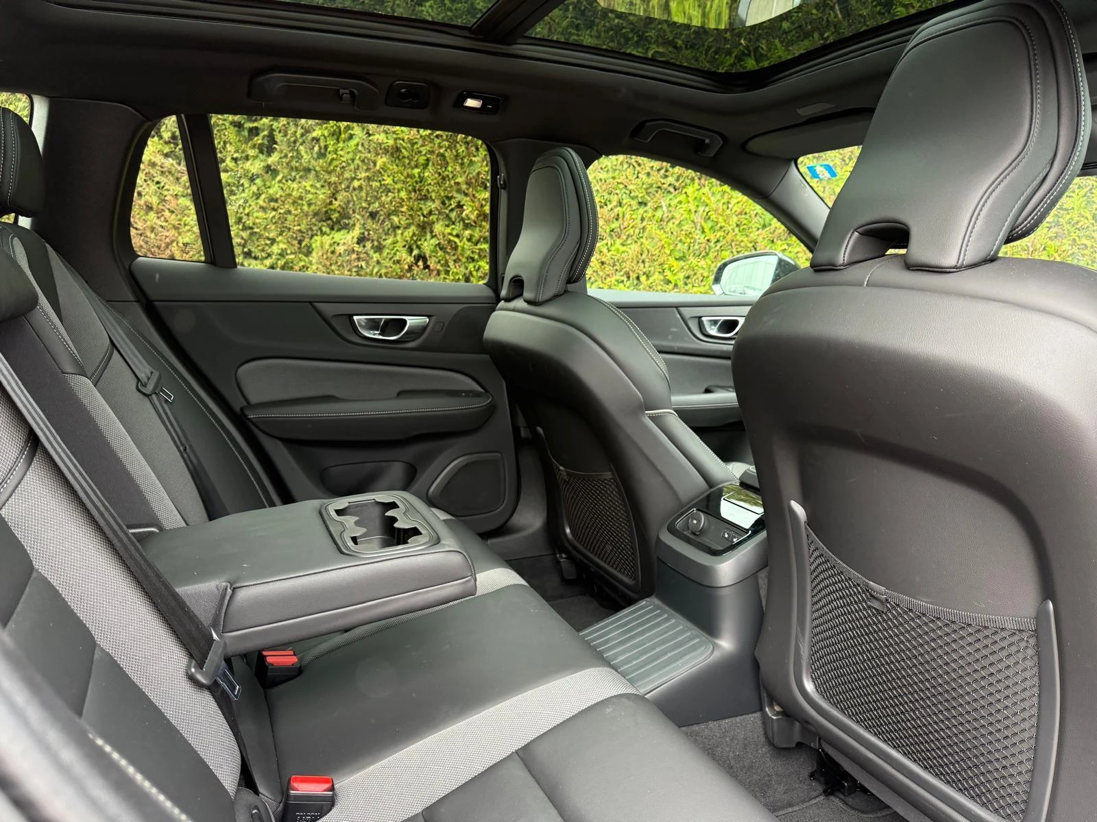 Volvo-V60-image-23