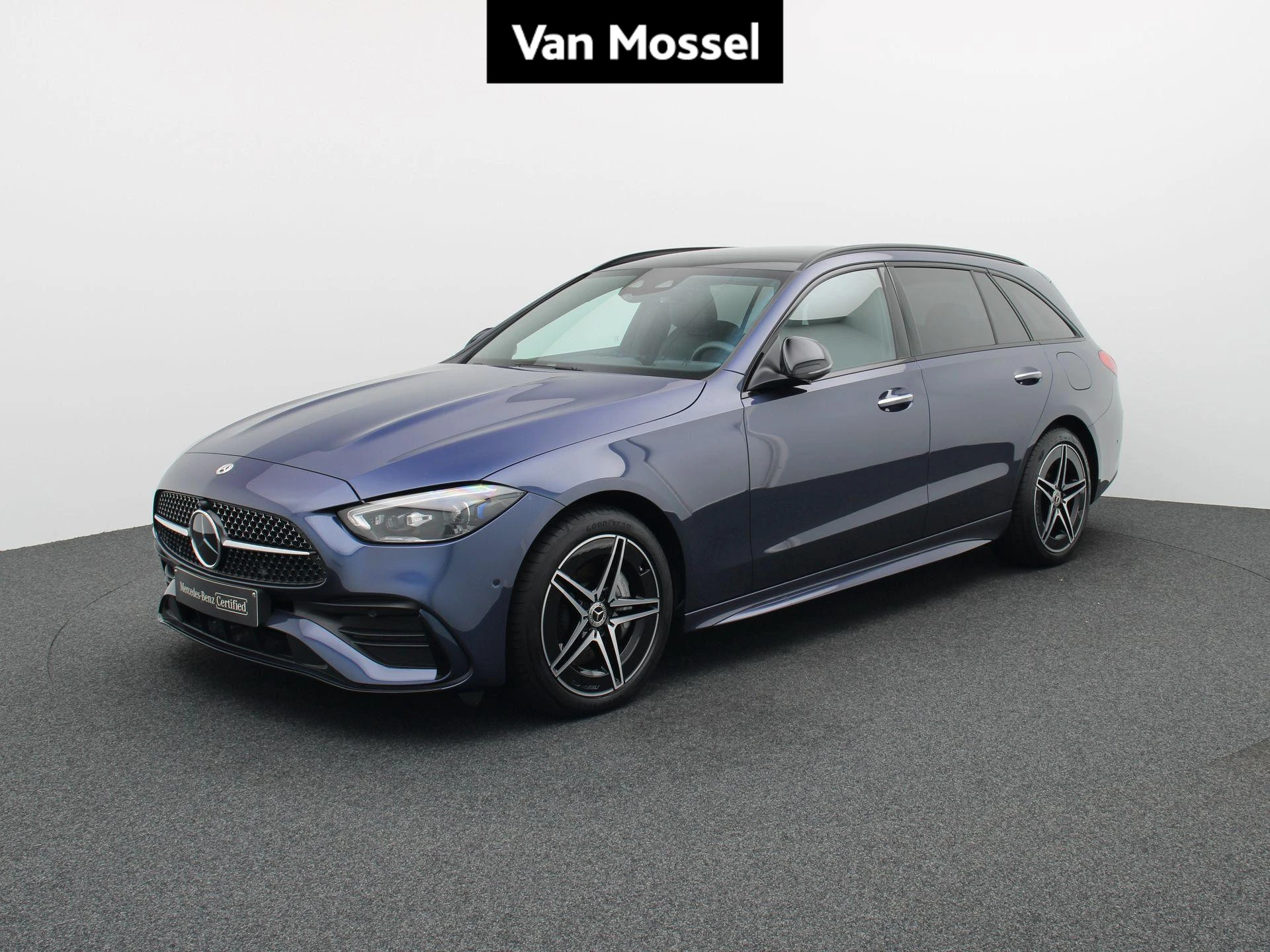 Mercedes-Benz-C-Klasse-image-0