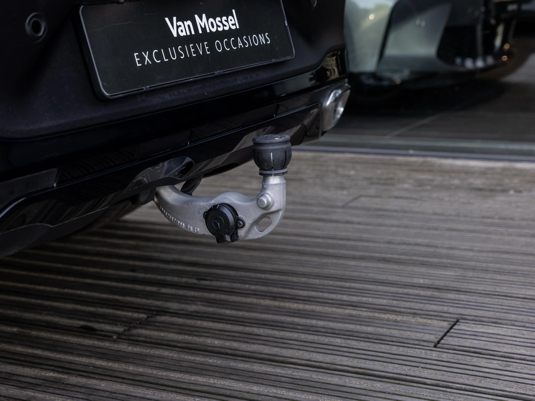 Mercedes-Benz-GLC-image-13