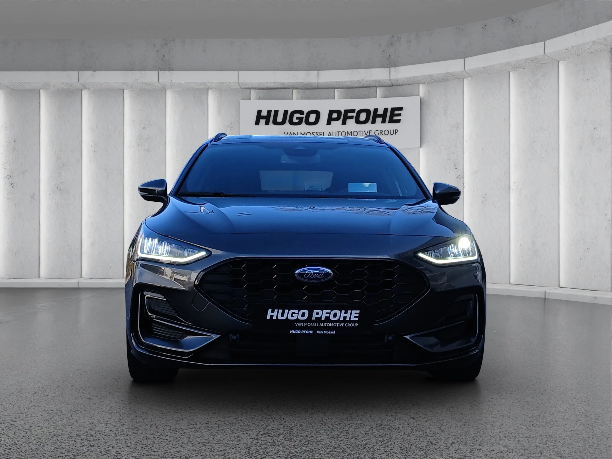 Ford Focus ST-Line X Turnier Aut.*AHK*ACC*HUD*KAM*NAVI*WINTER-PKT.