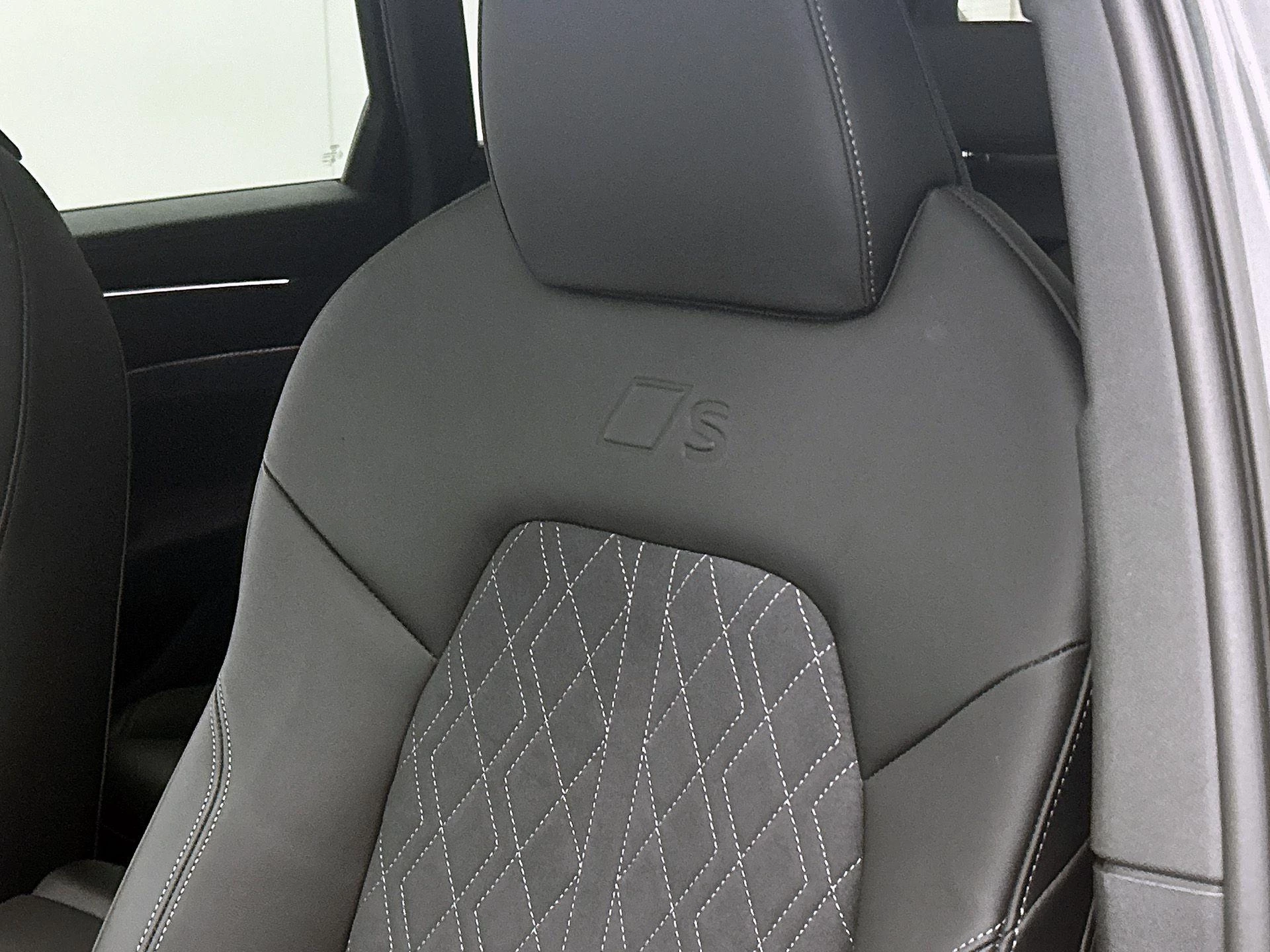 Audi-A6-image-12