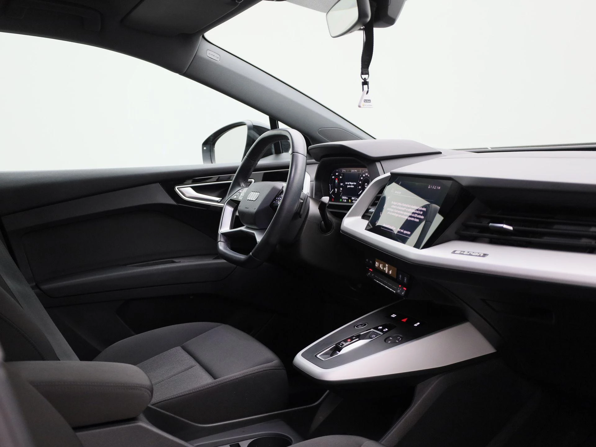 Audi-Q4 Sportback e-tron-image-34