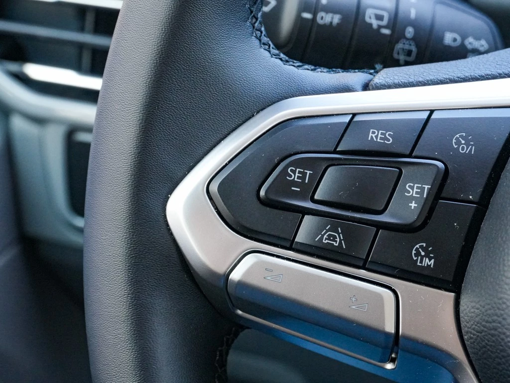 Volkswagen Caravelle T7 2.0 TDI DSG Life Navi, AHK