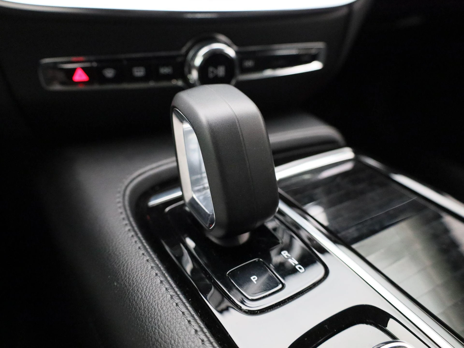 Volvo-V60-image-26