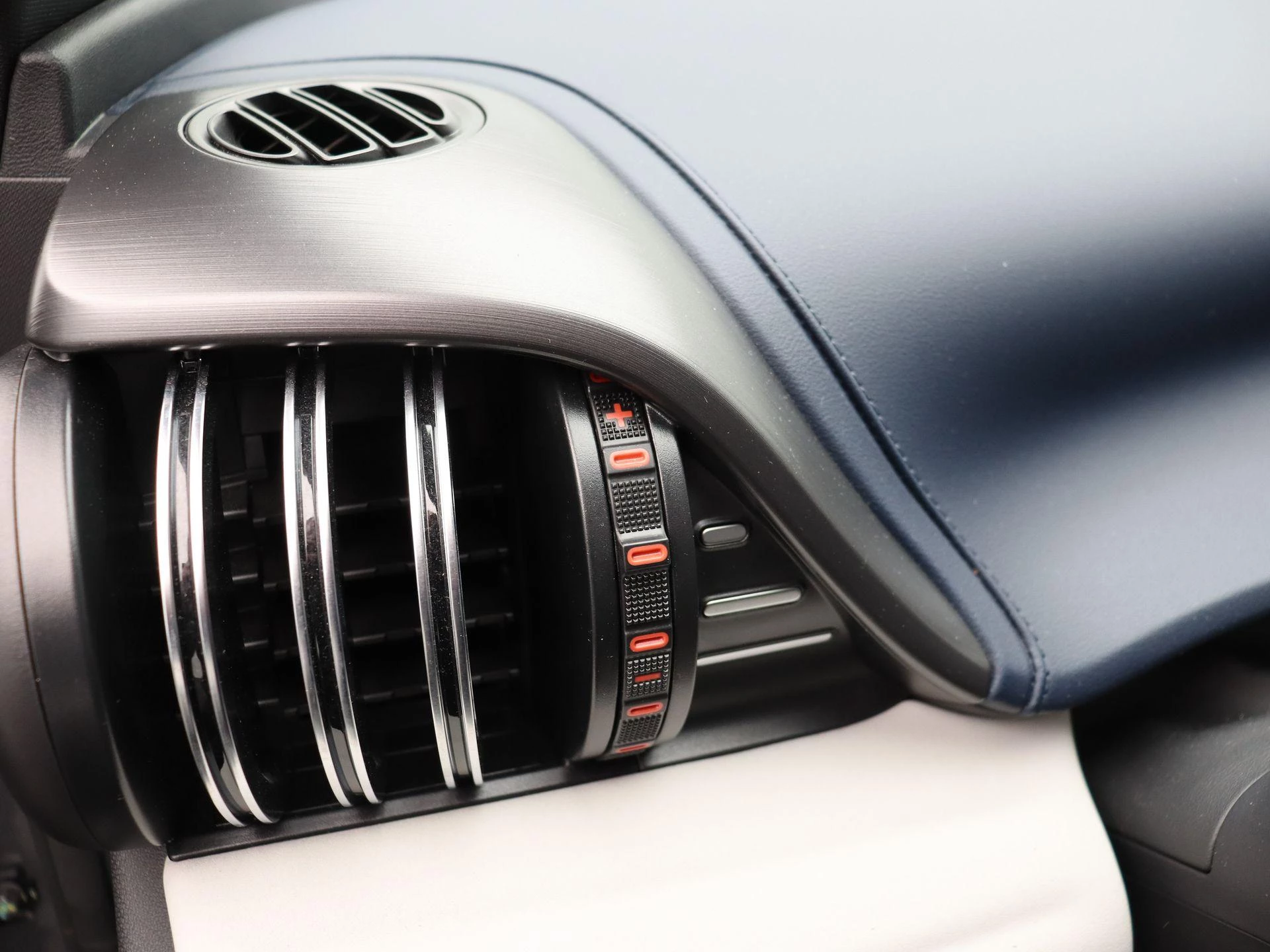 BYD-ATTO 3-image-10