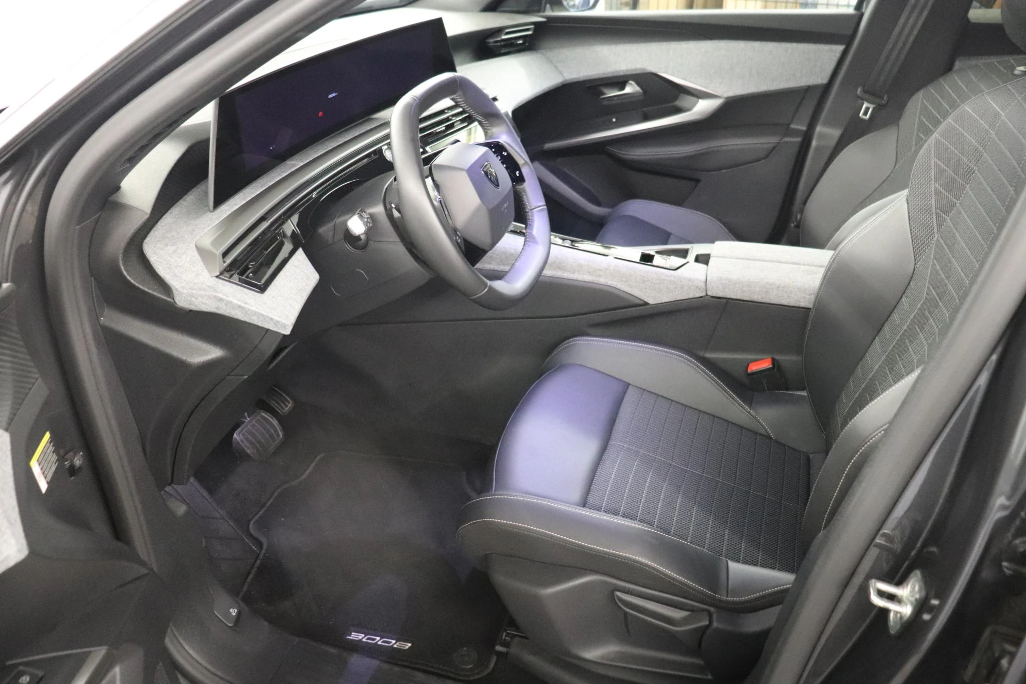Peugeot-e-3008-image-6