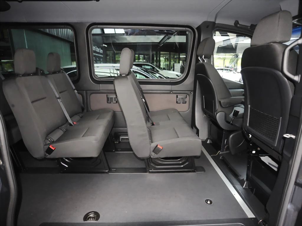 Mercedes-Benz-Sprinter 317-image-12