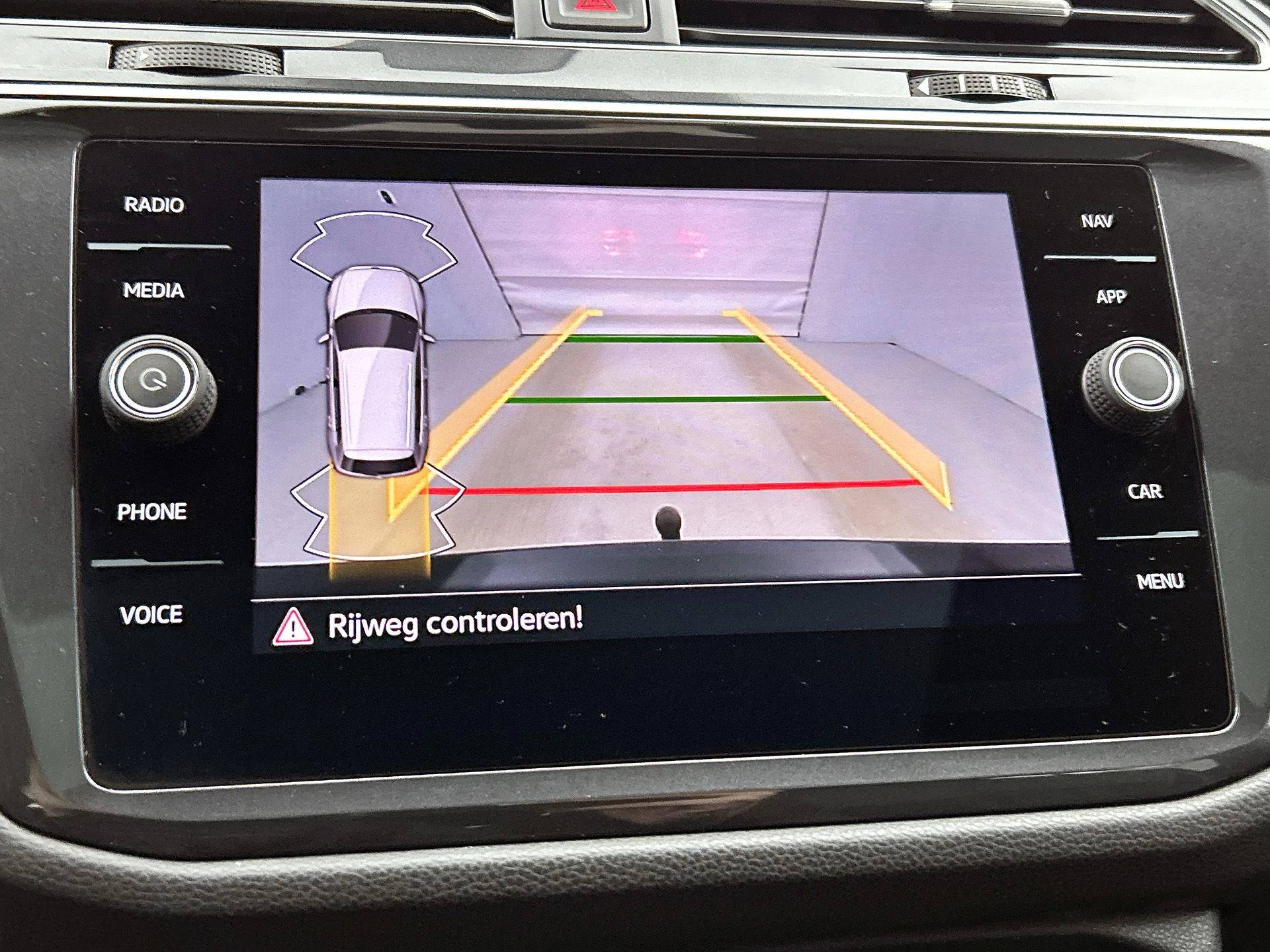 Volkswagen-Tiguan Allspace-image-11