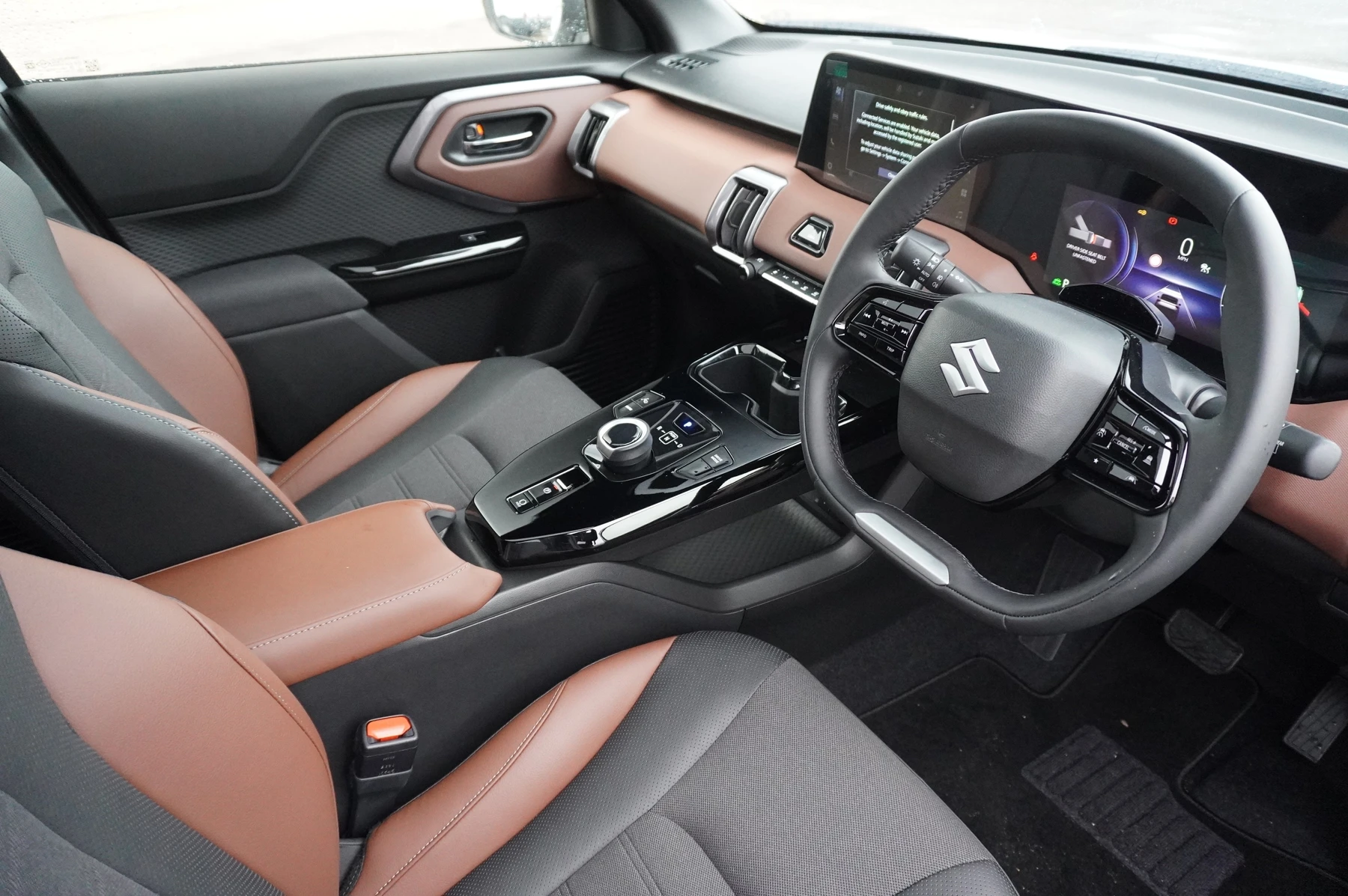 Suzuki-e Vitara-image-5