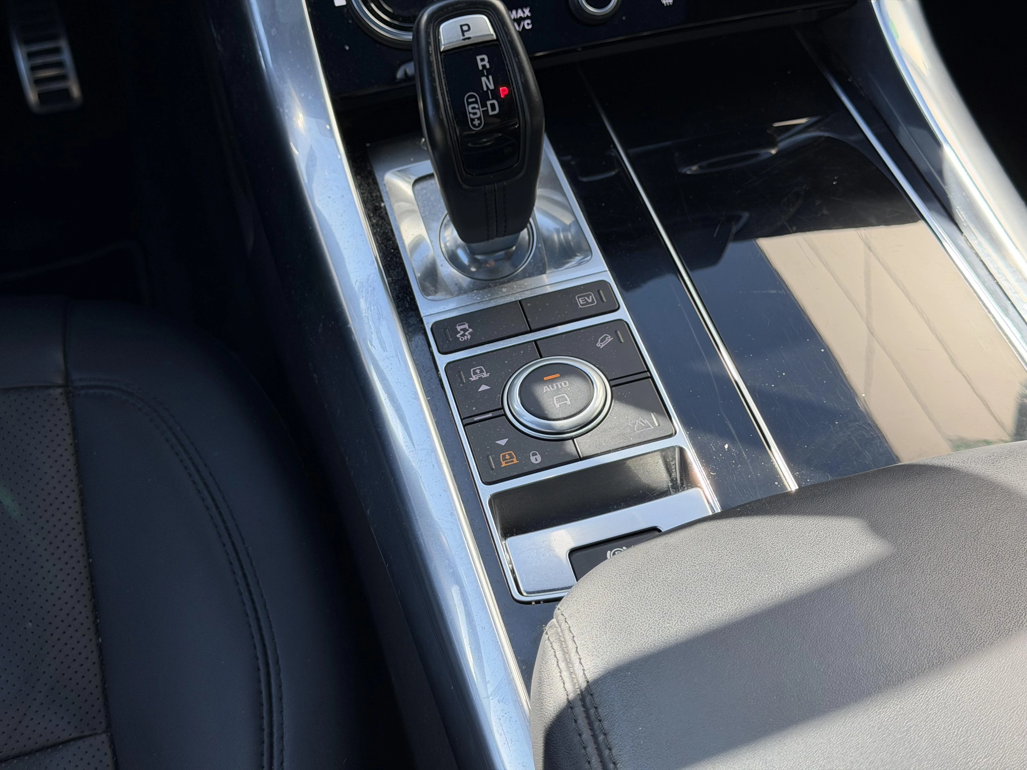 Land Rover Range Rover Sport P400e HSE Dynamic