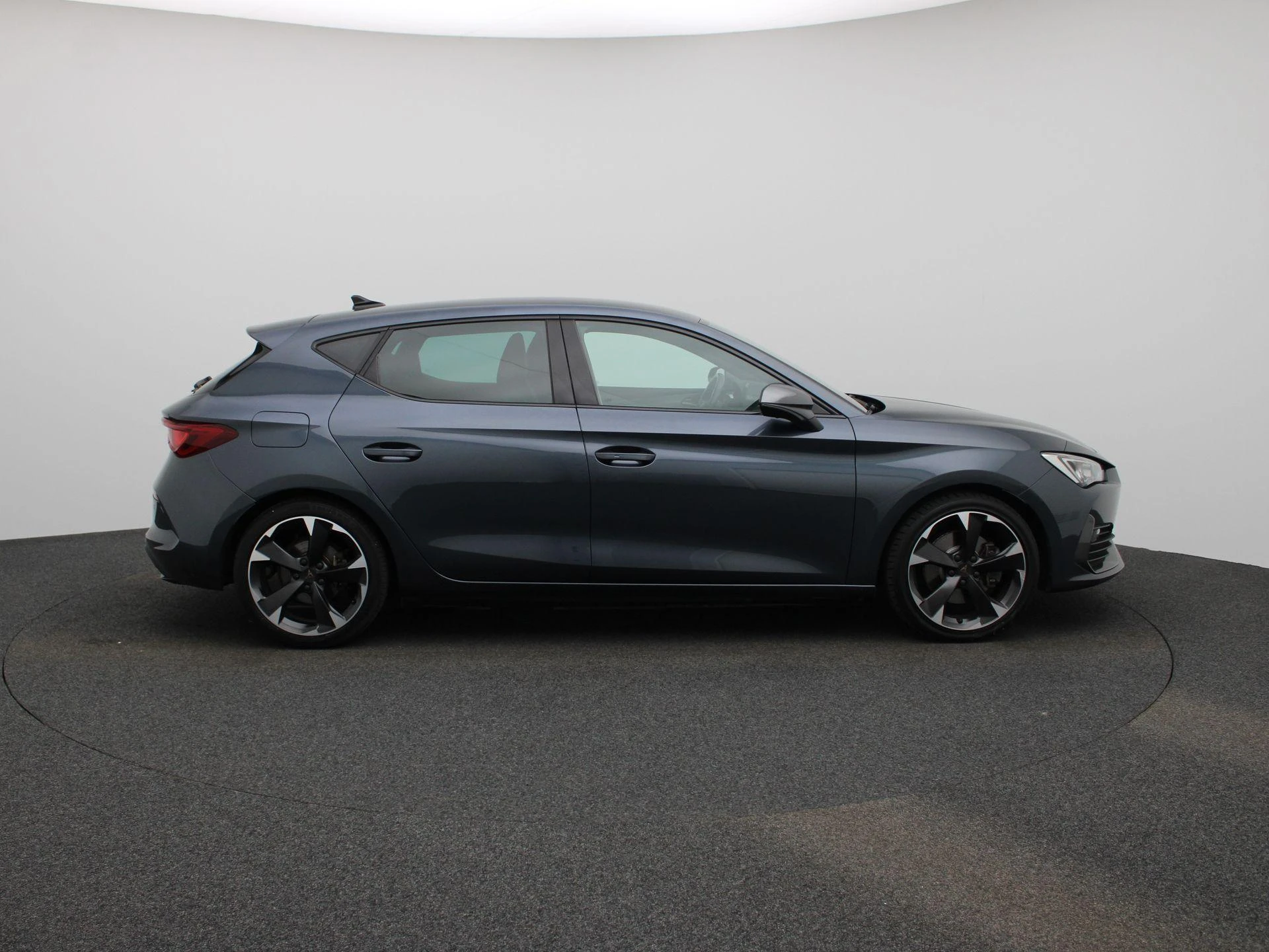 CUPRA-Leon-image-5