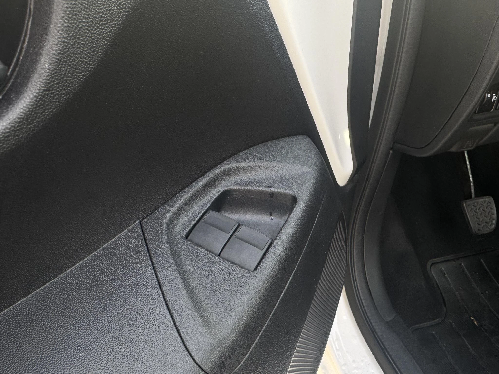 Peugeot-108-image-10