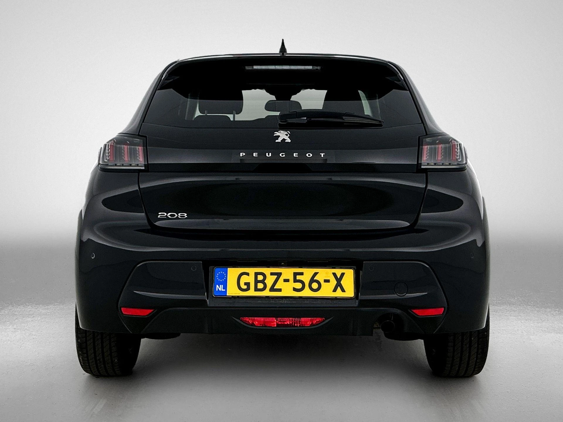 Peugeot-208-image-2