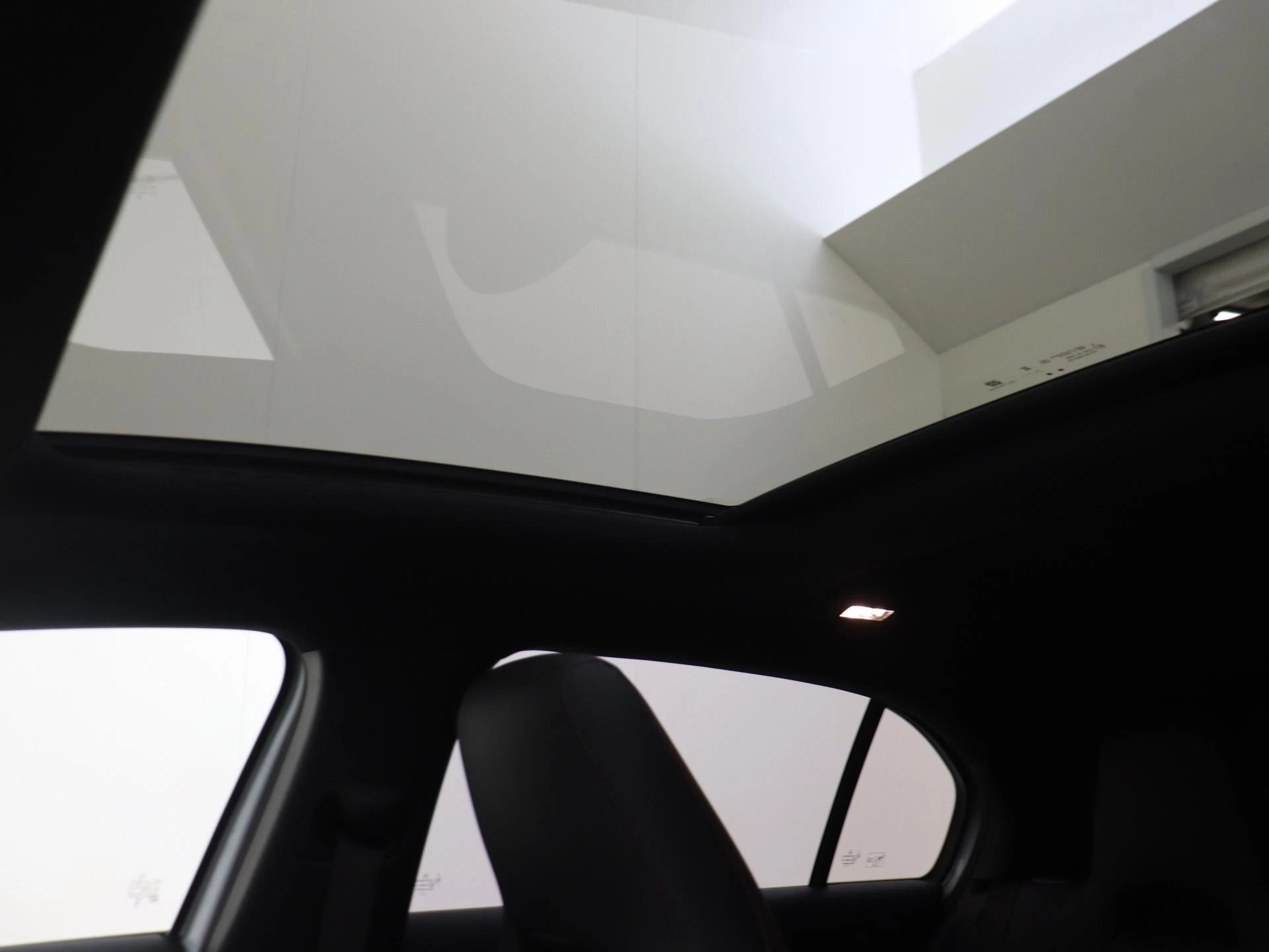 Mercedes-Benz-A-Klasse-image-31