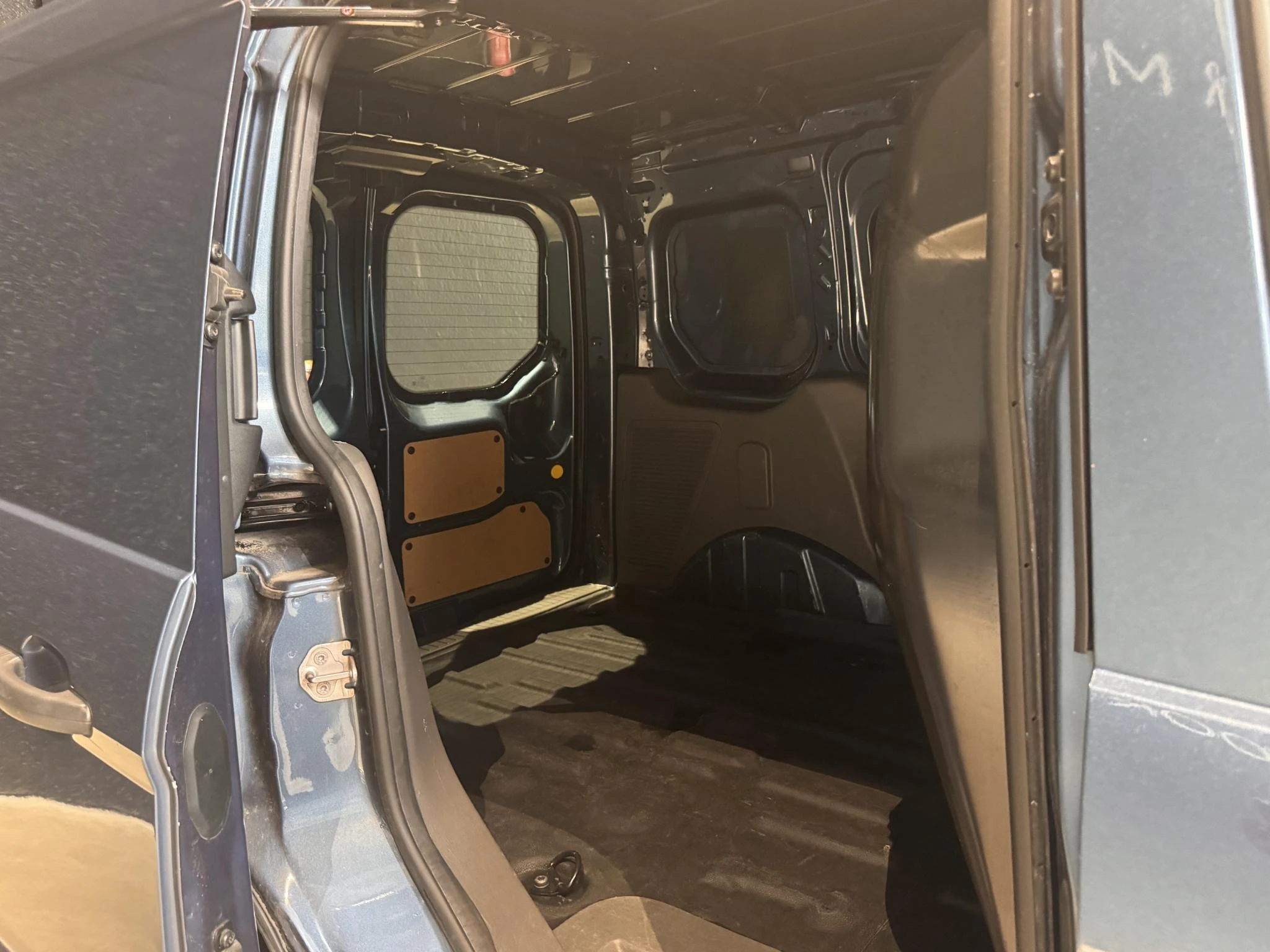 Ford-Transit Connect-image-5