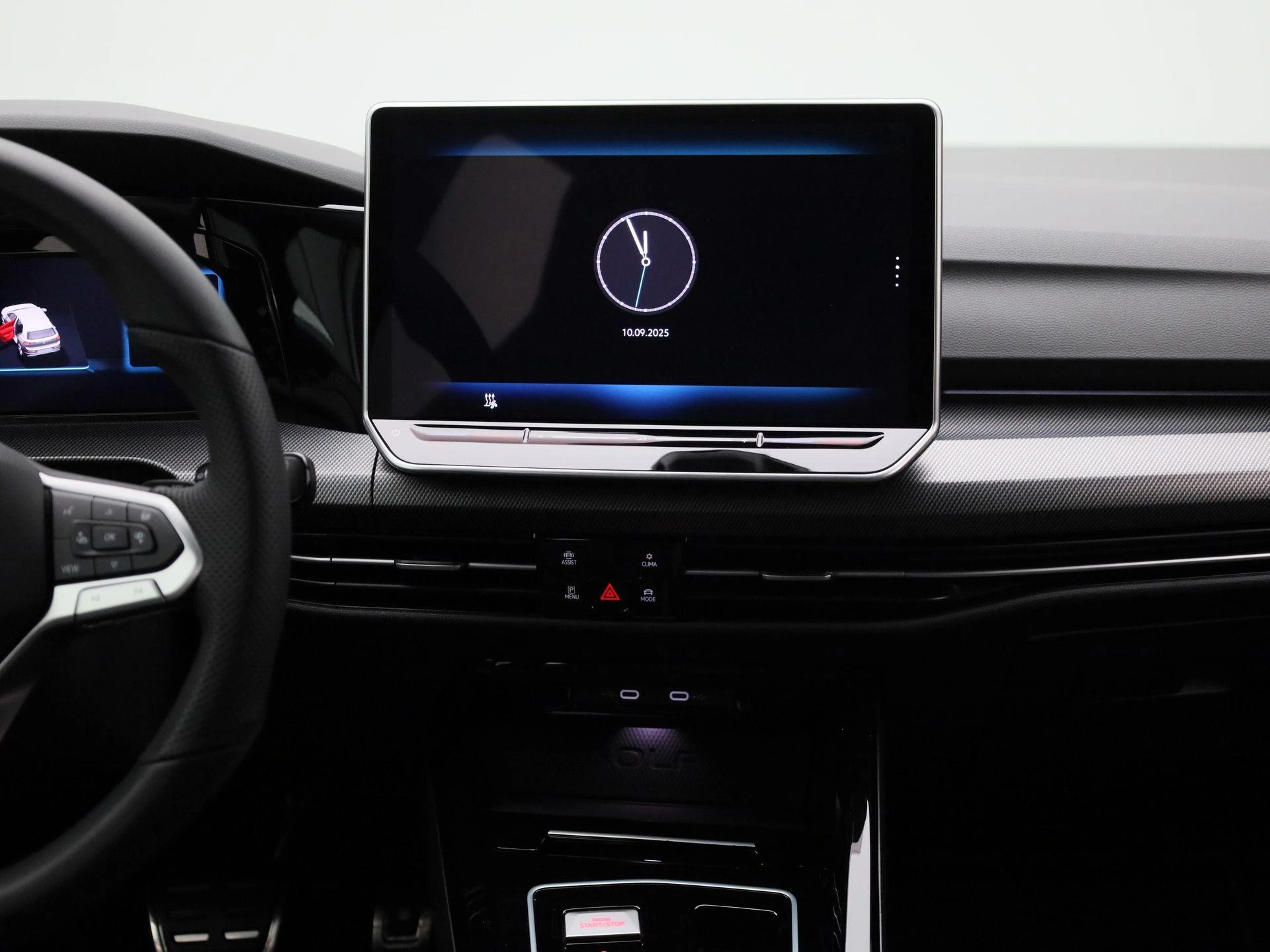 Volkswagen-Golf-image-7